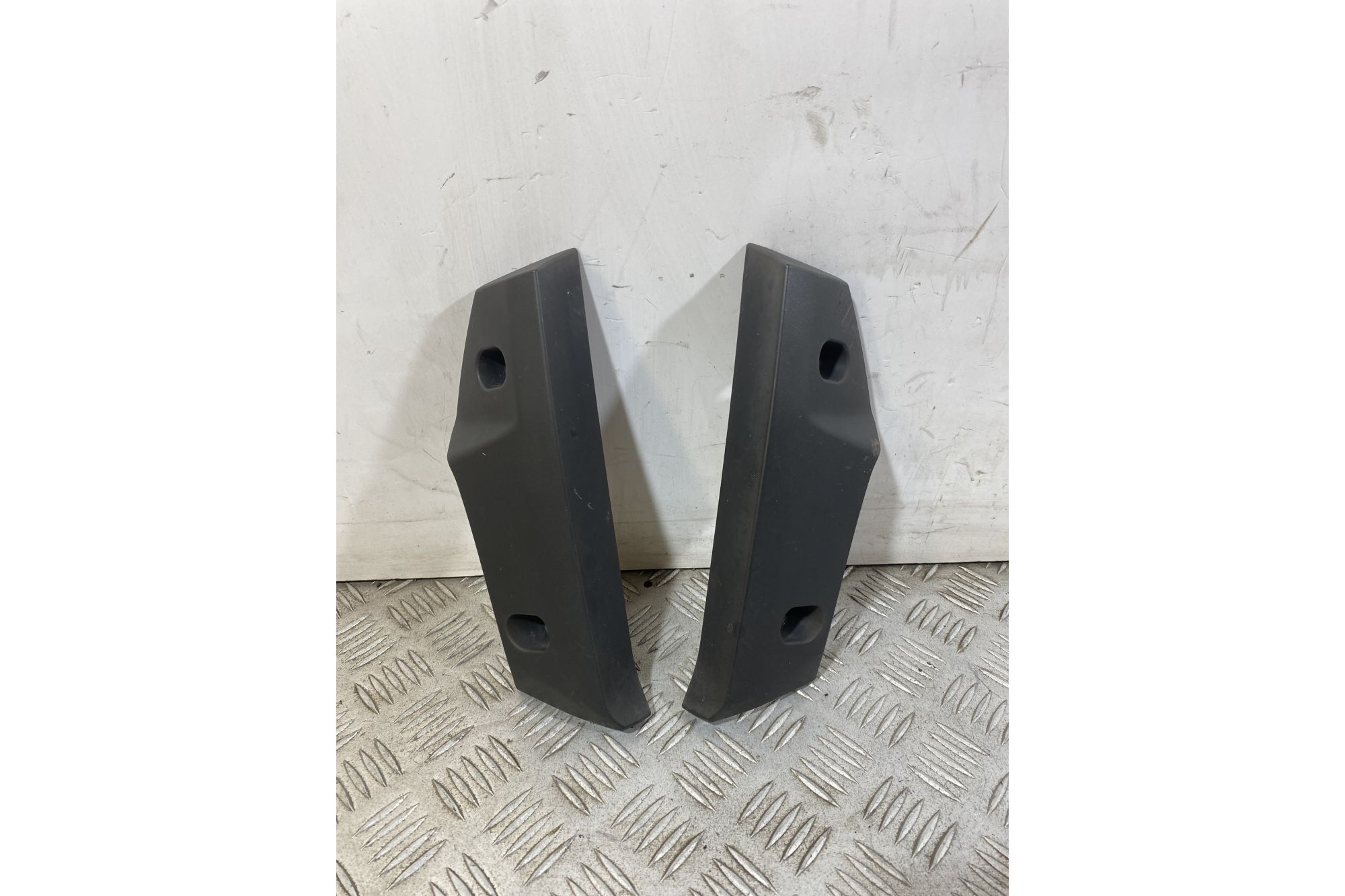Coppia Carene Laterali Radiatore Suzuki GSR 600 dal 2006 al 2011  1750761492000