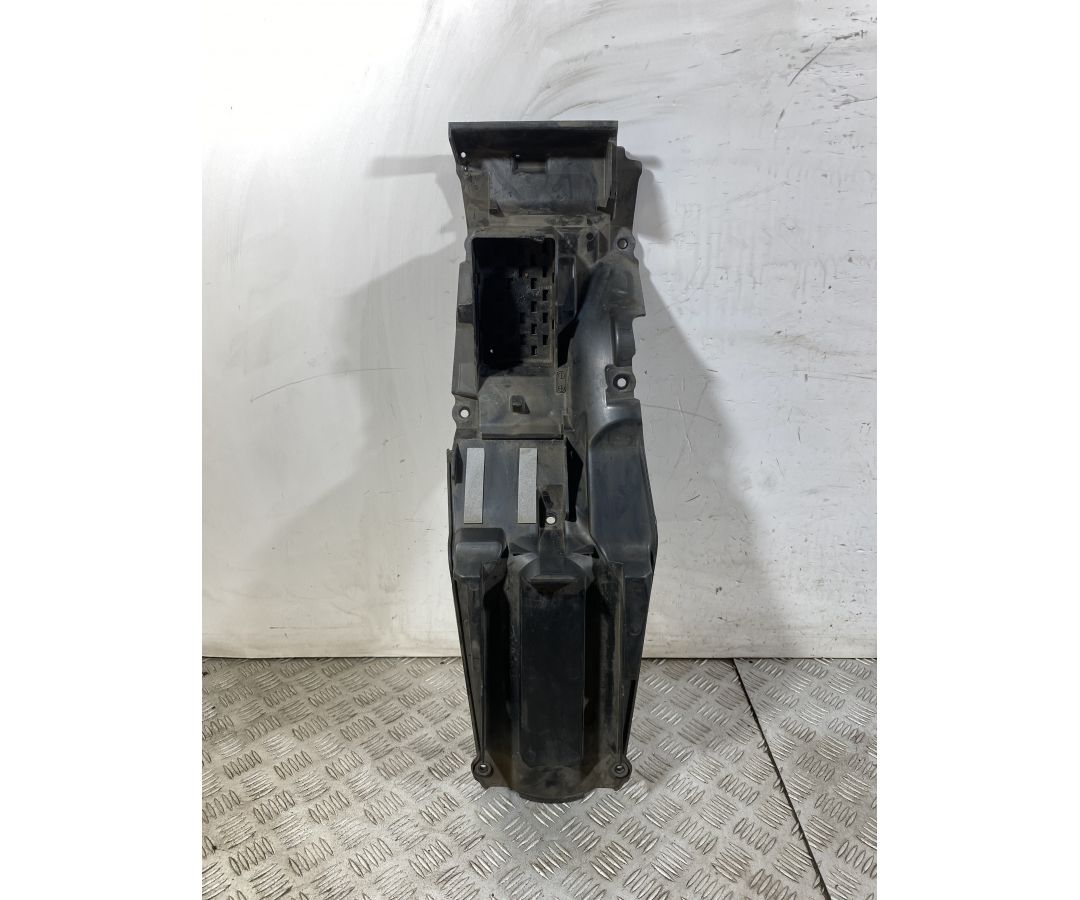 Carena Vano Sottosella Suzuki GSR 600 dal 2006 al 2011 1750762469193 Carena Vano Sottosella Suzuki GSR 600 dal 2006 al 2011 1750762469193