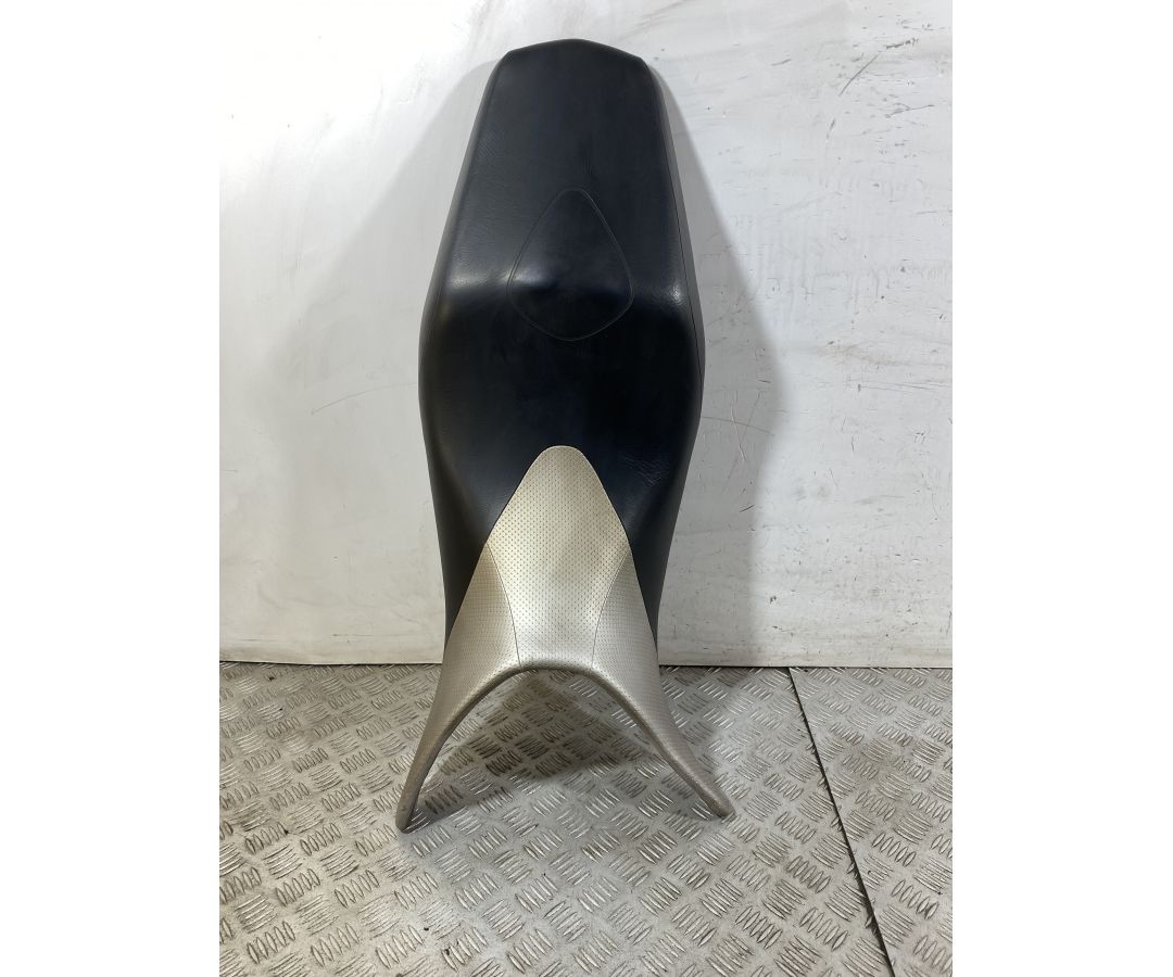 Sella Suzuki GSR 600 dal 2006 al 2011 1750770802050 Sella Suzuki GSR 600 dal 2006 al 2011 1750770802050