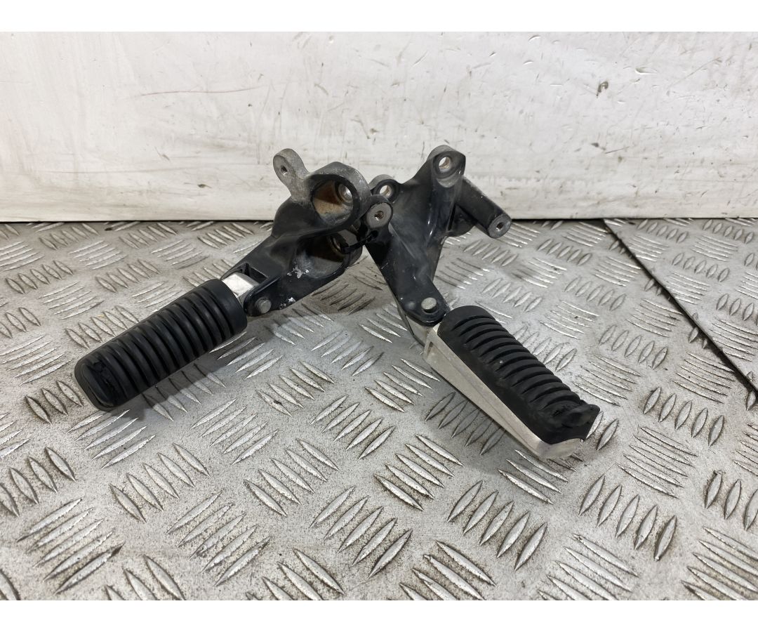 Coppia Pedalini Poggiapiedi passeggero Yamaha Tmax T-Max 500 dal 2008 al 2012 1750777476704 Coppia Pedalini Poggiapiedi passeggero Yamaha Tmax T-Max 500 dal 2008 al 2012 1750777476704