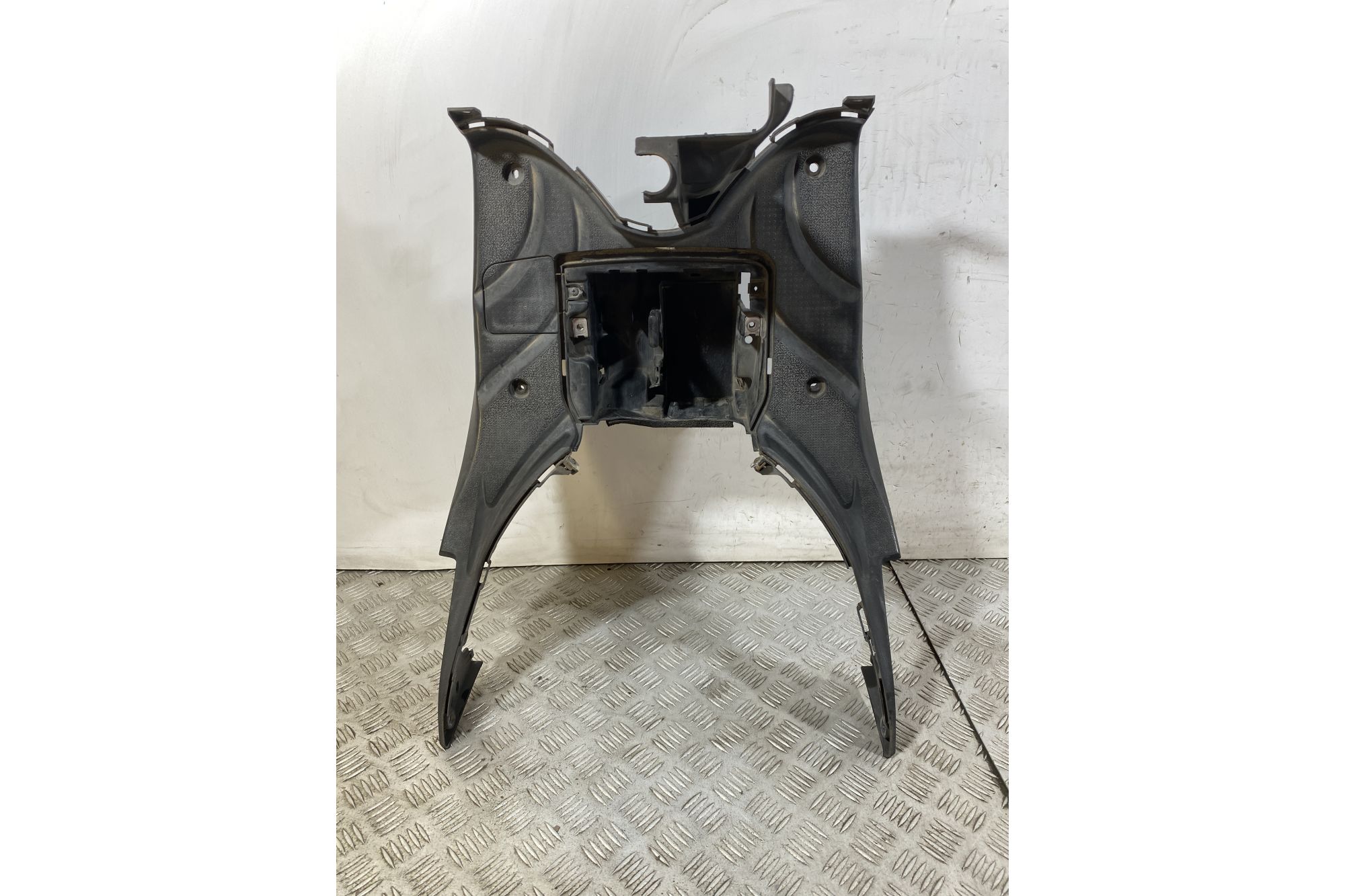 Carena Pedana Poggiapiedi Honda SH 300 dal 2011 al 2013  1750855885794