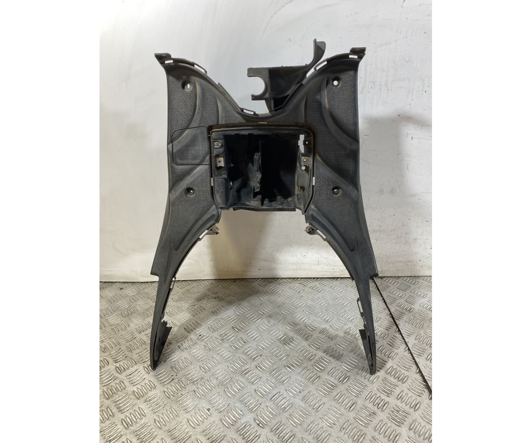 Carena Pedana Poggiapiedi Honda SH 300 dal 2011 al 2013 1750855885794 Carena Pedana Poggiapiedi Honda SH 300 dal 2011 al 2013 1750855885794