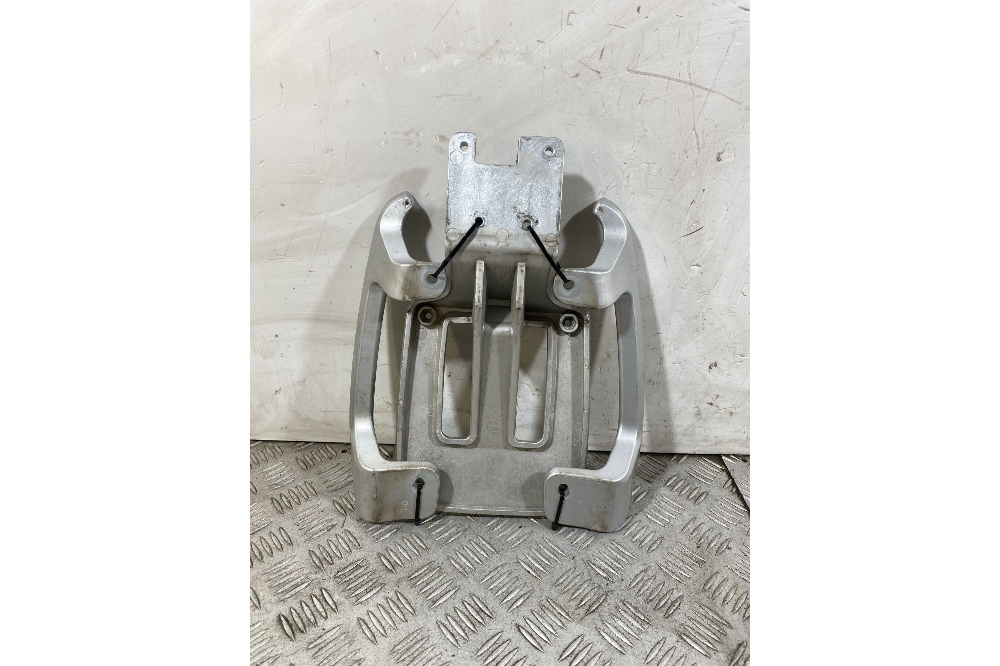 Maniglione Portapacchi Niu NQI GTS Dal 2020 al 2024  1750949086311