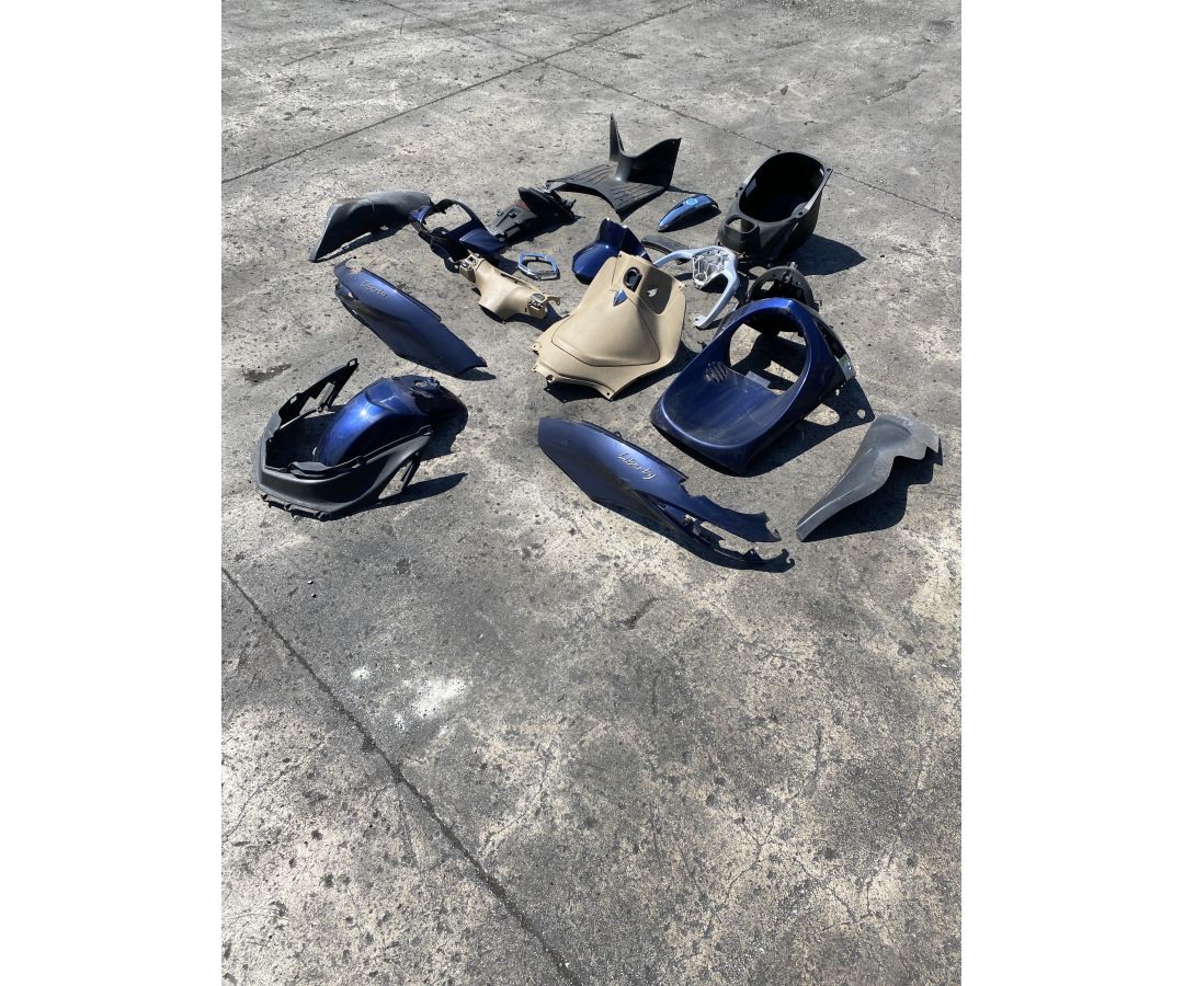 Kit Completo Carene Piaggio Liberty 125 I-Get dal 2016 al 2019 1751009625310 Kit Completo Carene Piaggio Liberty 125 I-Get dal 2016 al 2019 1751009625310