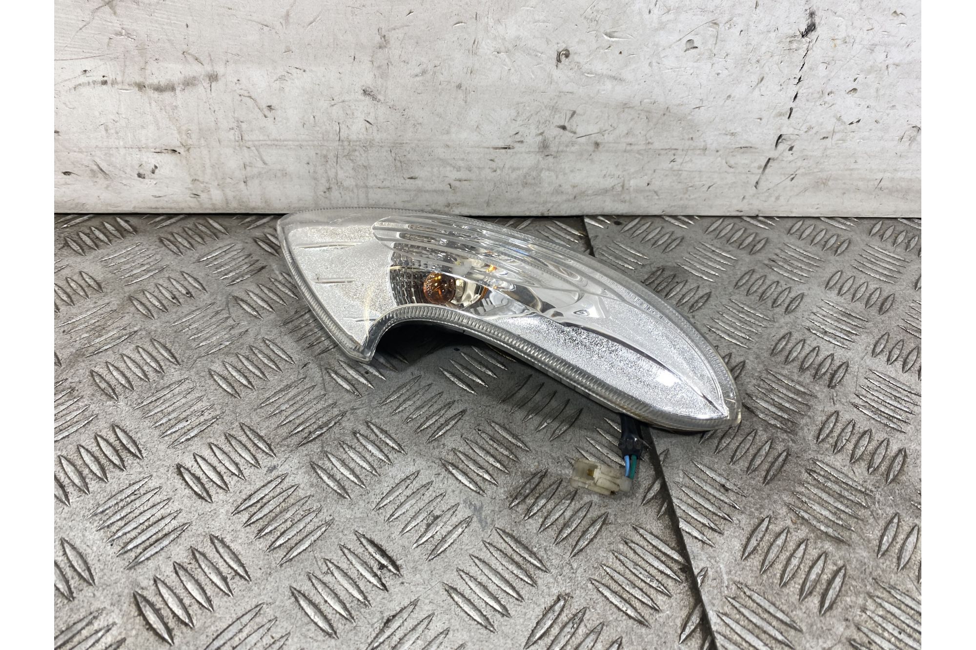 Freccia Anteriore Destra Dx Kymco People One 125 / 150 Dal 2016 al 2018  1751354917160