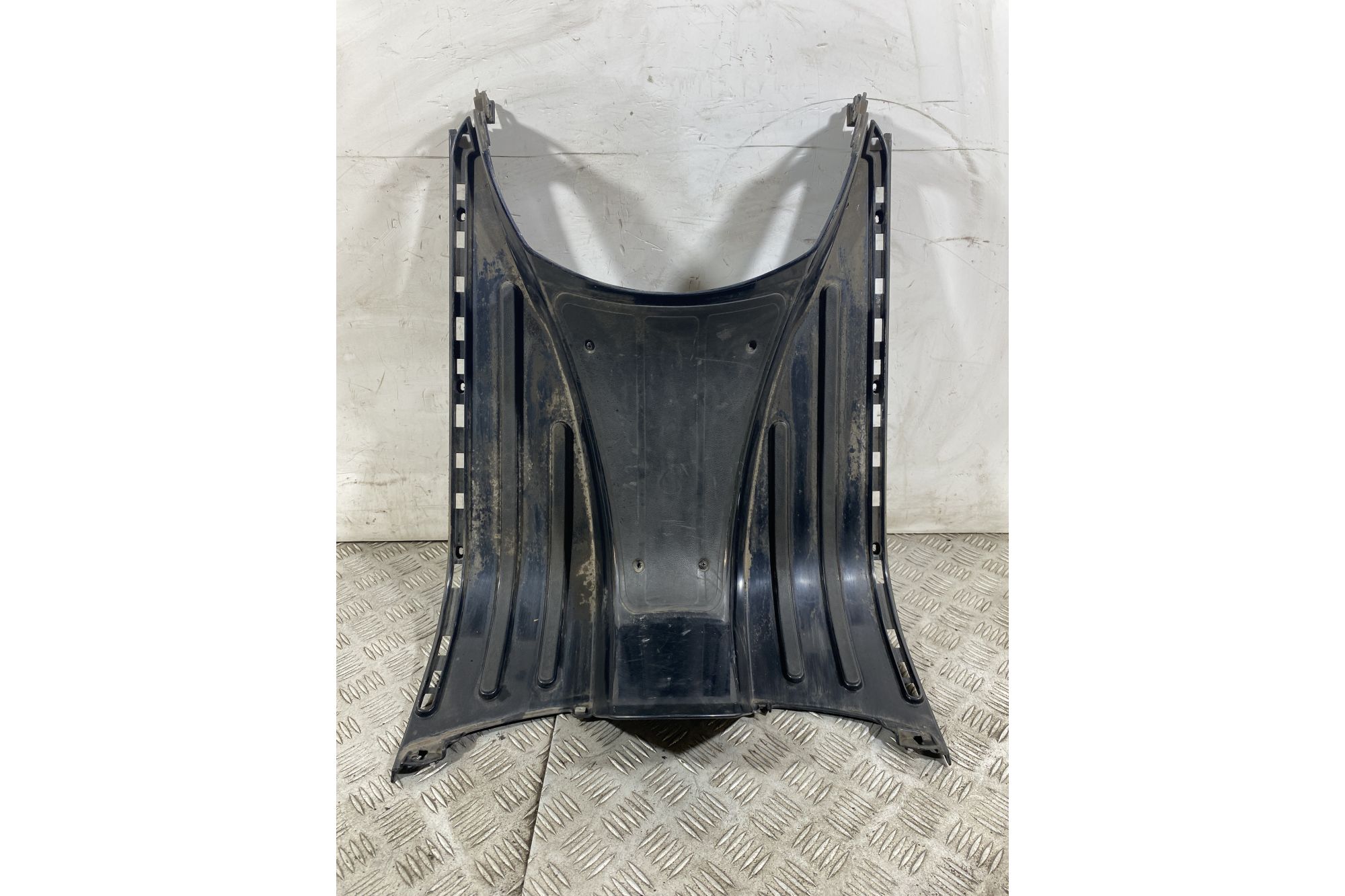 Carena Pedana Poggiapiedi Piaggio Vespa GT 200 L Dal 2003 al 2006  1751376234368