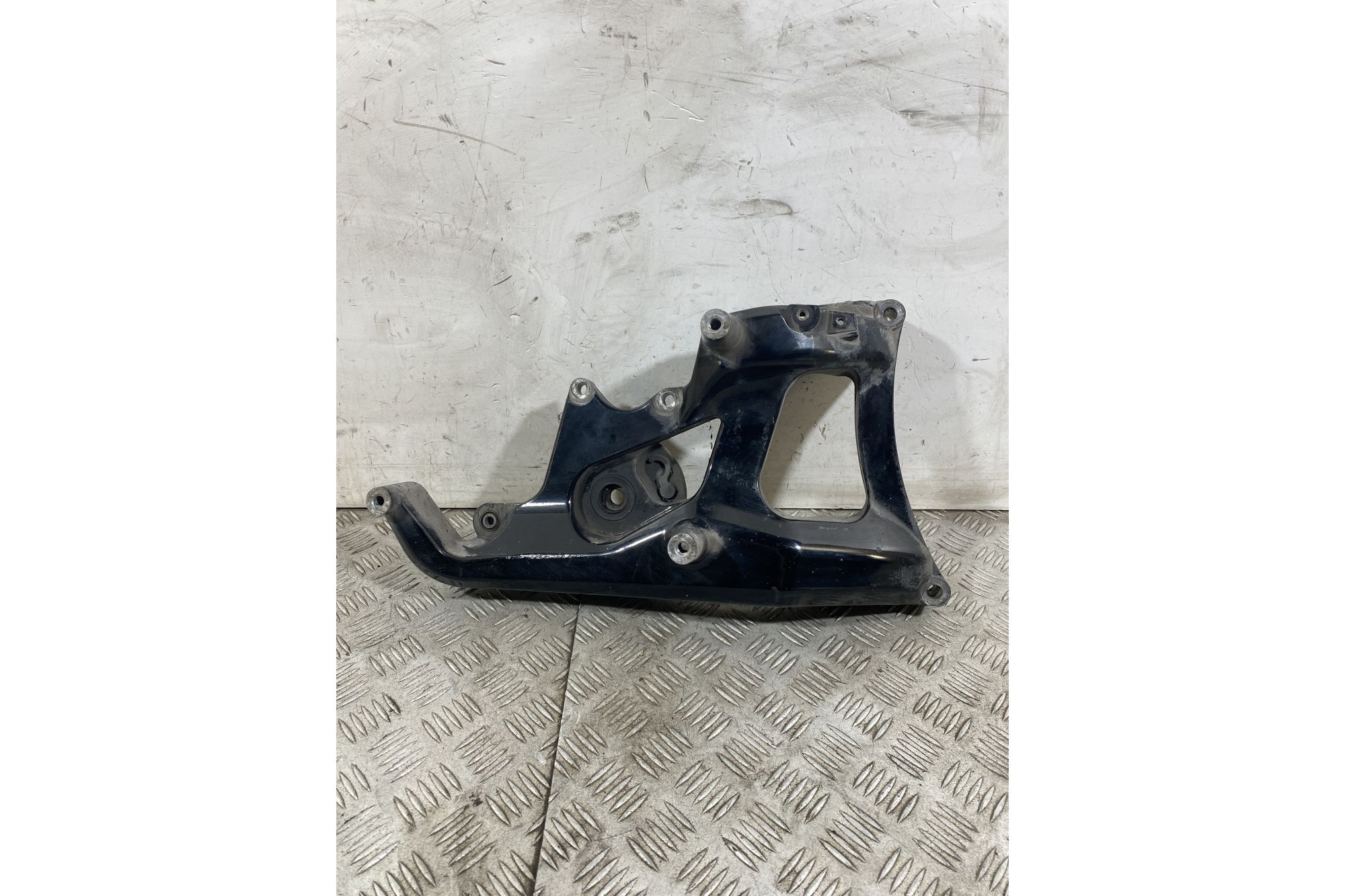 Staffa Supporto Marmitta Yamaha Majesty 400 dal 2004 al 2008  1751448545538