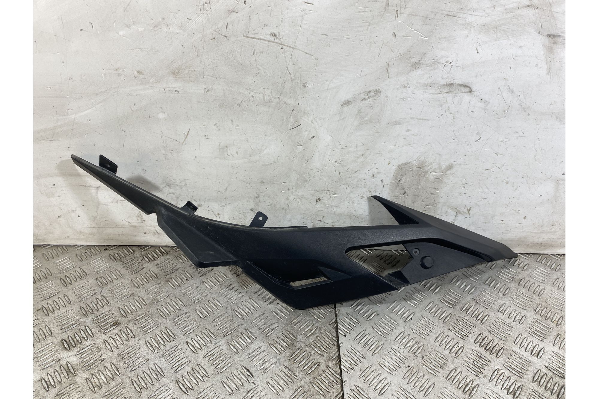 Carena Sottopedana Sinistra Sx Aprilia SR GT 125 Dal 2022 al 2025  1751536476324