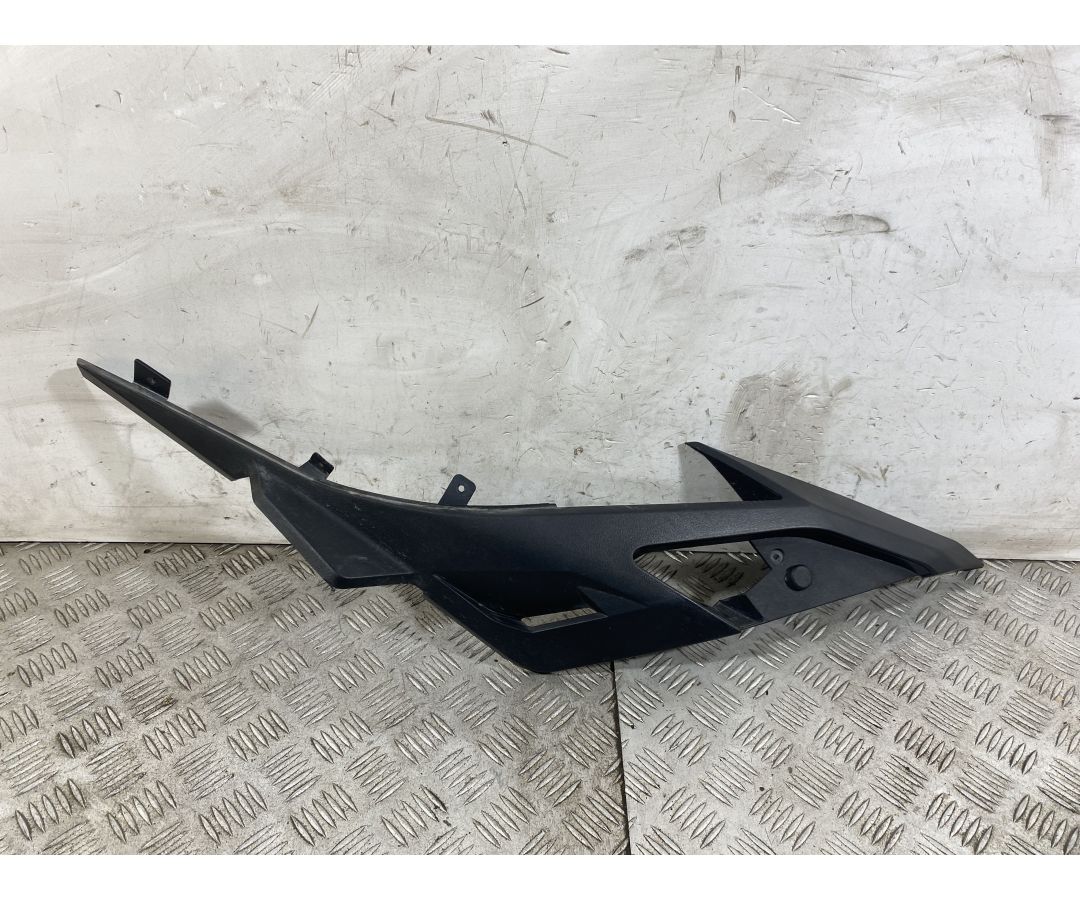 Carena Sottopedana Sinistra Sx Aprilia SR GT 125 Dal 2022 al 2025 1751536476324 Carena Sottopedana Sinistra Sx Aprilia SR GT 125 Dal 2022 al 2025 1751536476324
