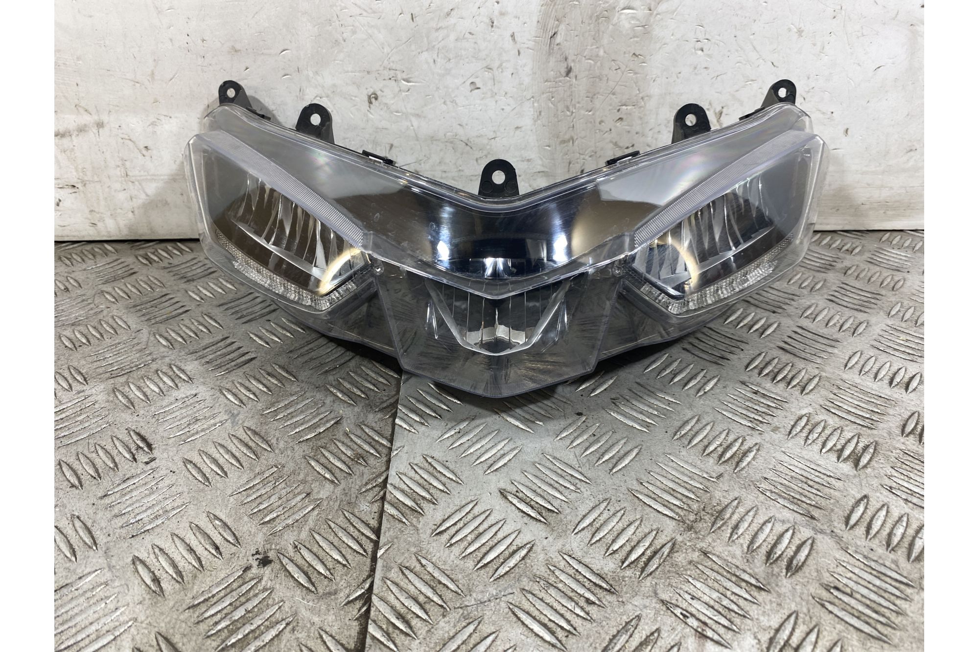 Faro Fanale Anteriore Aprilia SR GT 125 Dal 2022 al 2025  1751539236154