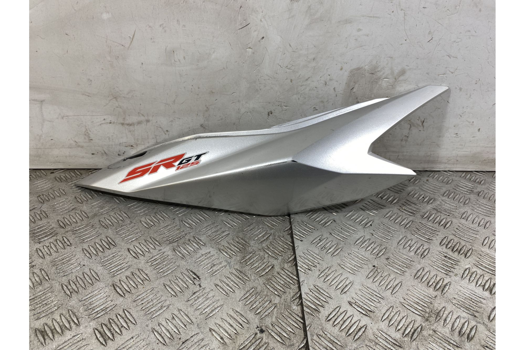 Carena Fianchetto Posteriore Destro Aprilia SR GT 125 Dal 2022 al 2025  1751547002697
