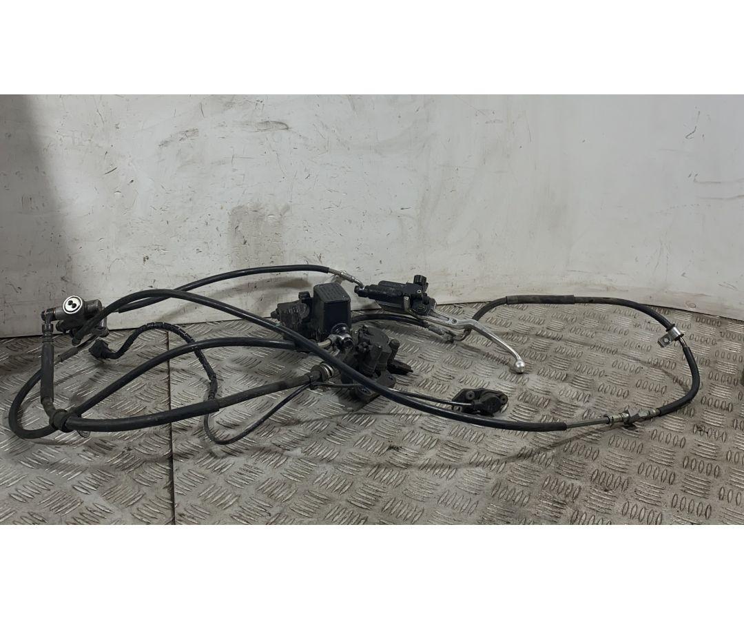 Impianto Frenante Completo Aprilia SR GT 125 Dal 2022 al 2025 1751550154222 Impianto Frenante Completo Aprilia SR GT 125 Dal 2022 al 2025 1751550154222