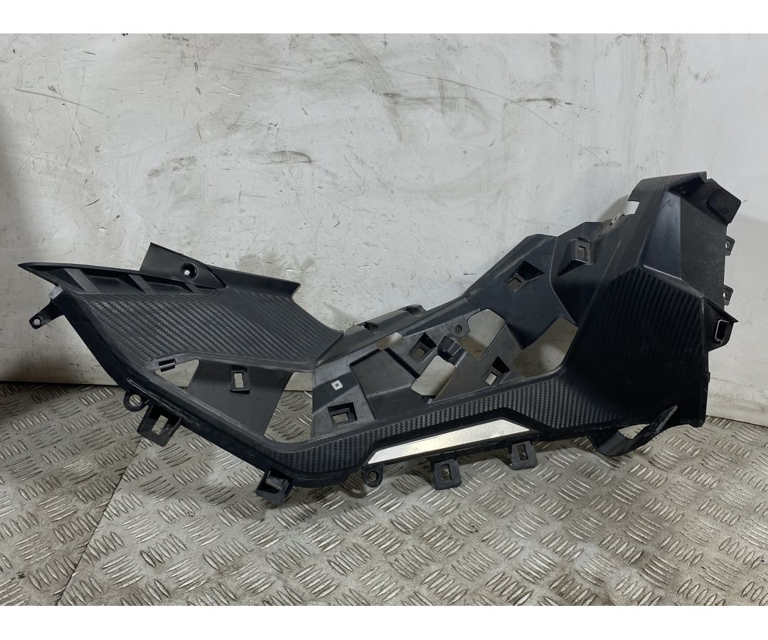 Carena Centrale Sinistra SX Aprilia SR GT 125 Dal 2022 al 2025 N.B Vedere Bene Foto Crepato COD 1B008124 1751551891751 Carena Centrale Sinistra SX Aprilia SR GT 125 Dal 2022 al 2025 N.B Vedere Bene Foto Crepato COD 1B008124 1751551891751