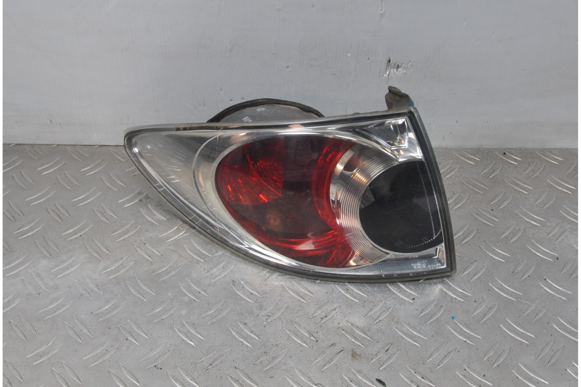 Fanale stop posteriore esterno SX Mazda 6 SW Dal 2002 al 2007 Cod GR4B51160A  1622733146139