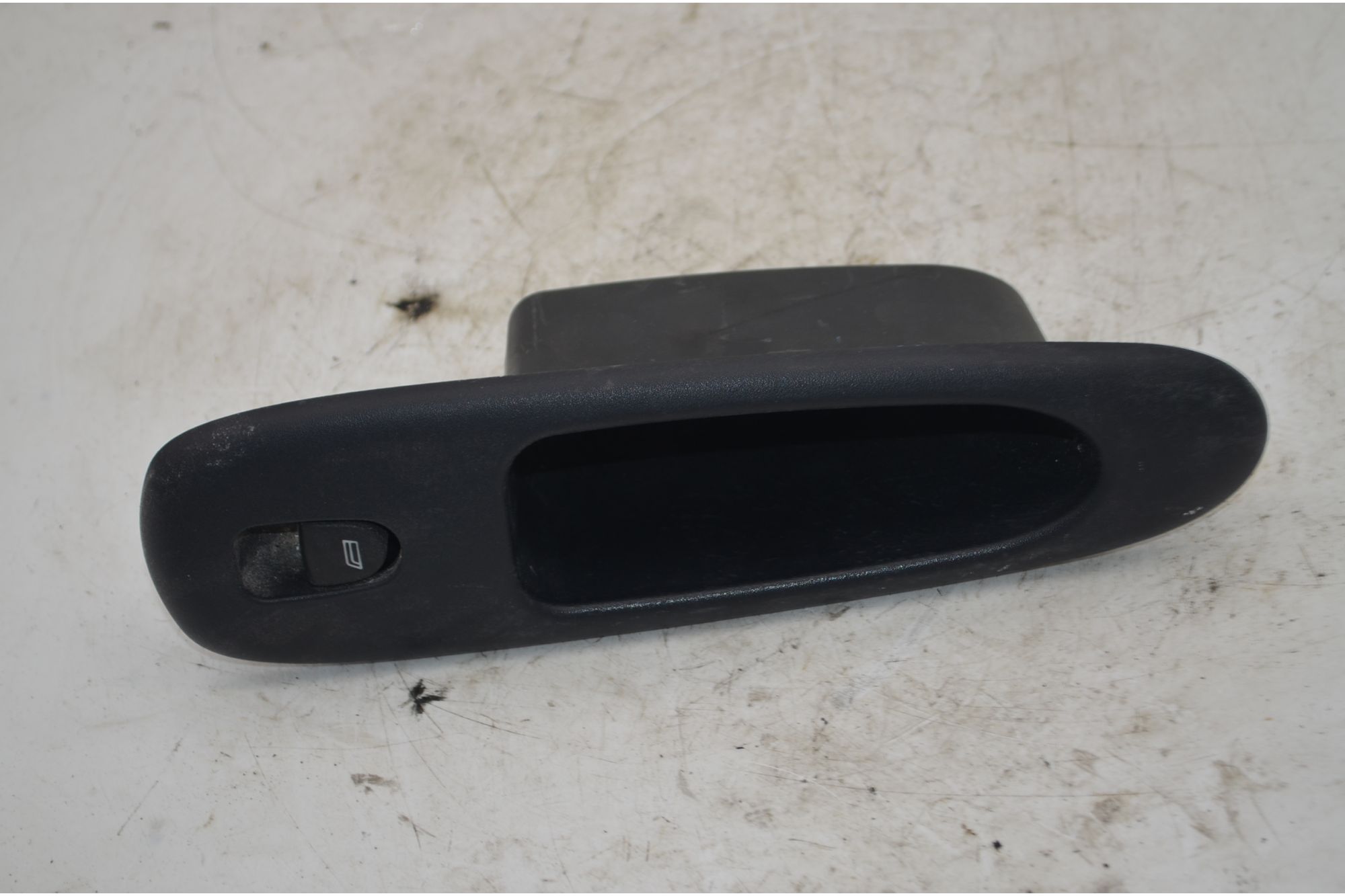 Pulsantiera Alzacristalli Posteriore SX Alfa Romeo 156 Dal 1997 al 2007 Cod 156016082  1751615953104