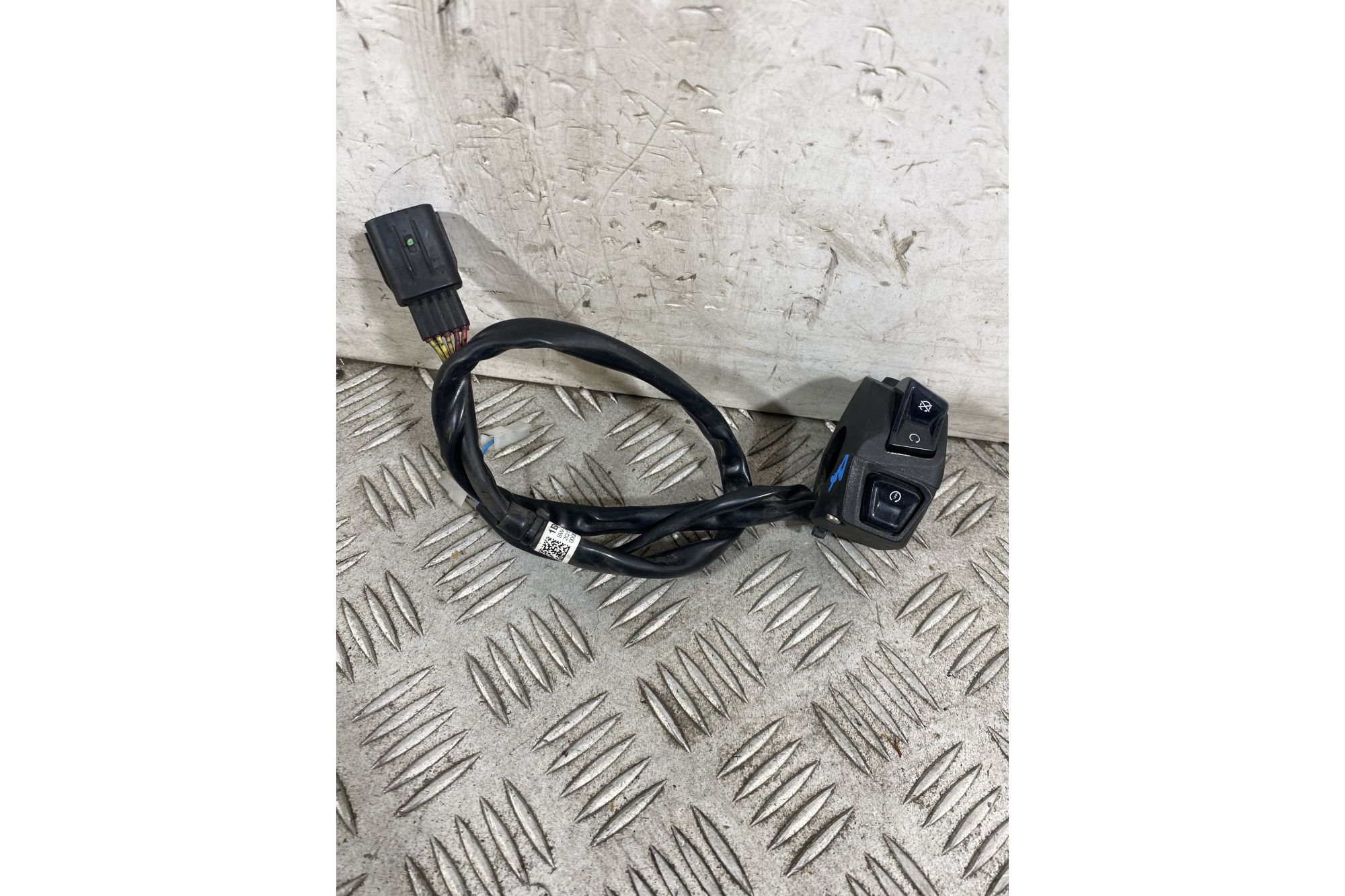 Commutatore Devio Luci Destro DX Aprilia SR GT 125 Dal 2022 al 2025  1751619832108