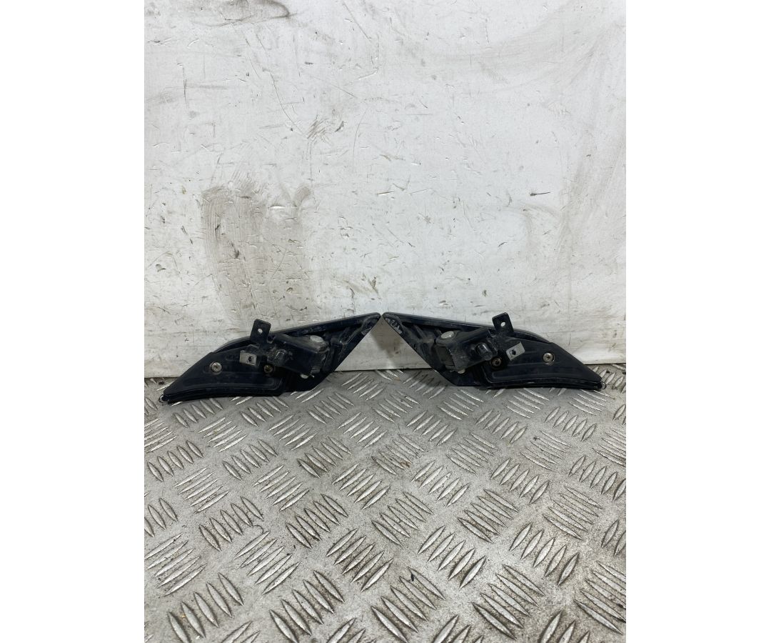 Coppia Pedane Poggiapiedi Passeggero Aprilia SR GT 125 Dal 2022 al 2025 1751620082660 Coppia Pedane Poggiapiedi Passeggero Aprilia SR GT 125 Dal 2022 al 2025 1751620082660