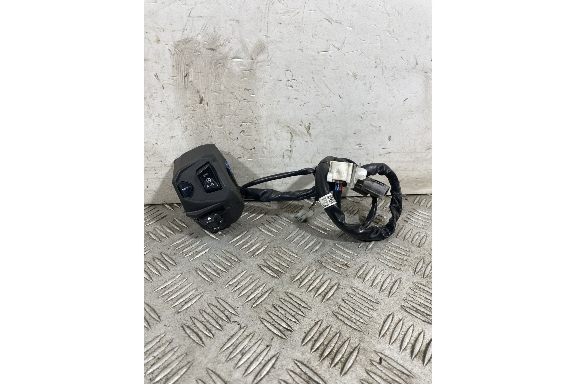 Commutatore Devio Luci Sinistro SX Aprilia SR GT 125 Dal 2022 al 2025  1751620337173