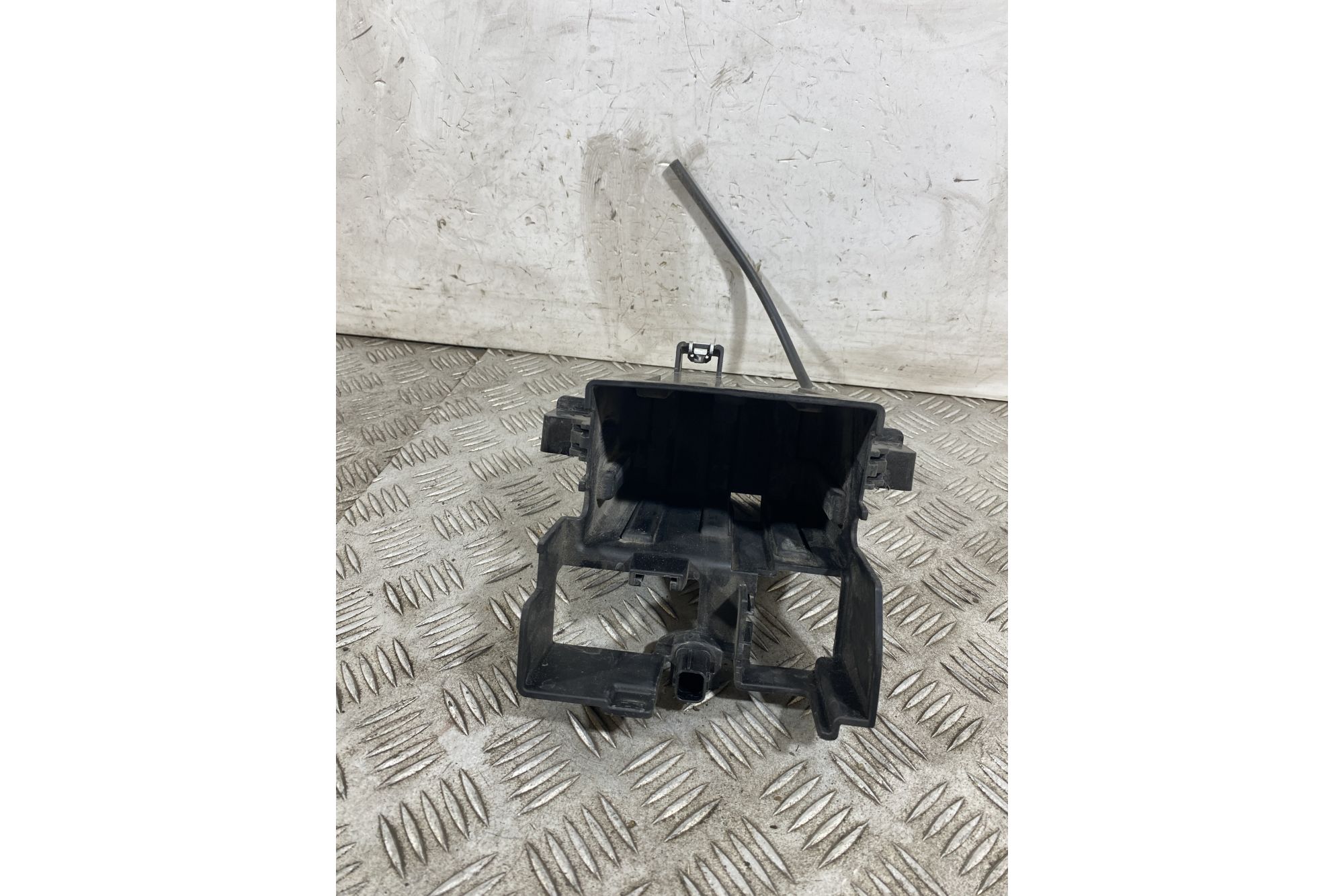 Carena Vano Batteria Aprilia SR GT 125 Dal 2022 al 2025  1751622884033