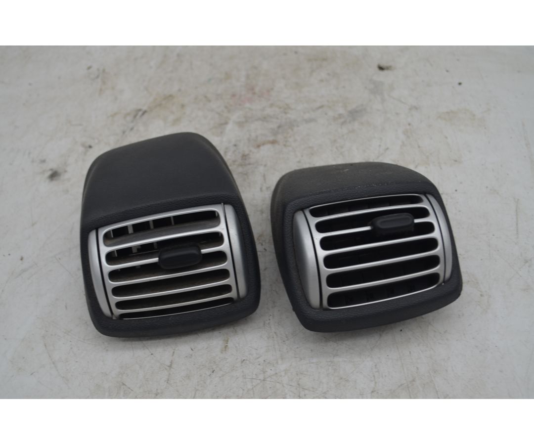 Bocchette Aria Anteriori DX e SX Smart ForTwo W451 Dal 2007 al 2014 Cod A4518300054C63U 1751632548550 Bocchette Aria Anteriori DX e SX Smart ForTwo W451 Dal 2007 al 2014 Cod A4518300054C63U 1751632548550