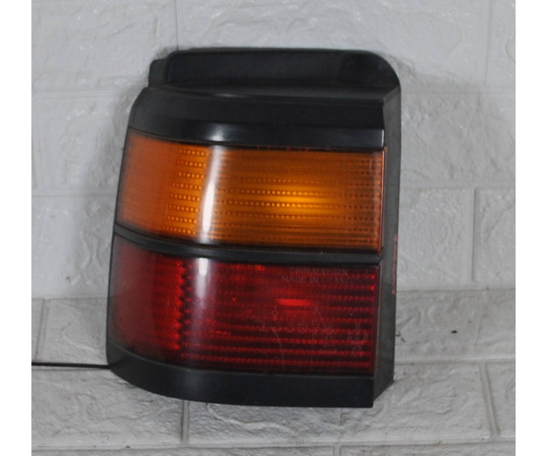 Fanale stop posteriore sinistro SX Volkswagen Passat Dal 1988 al 1993 Cod. 333945257  1622796193156