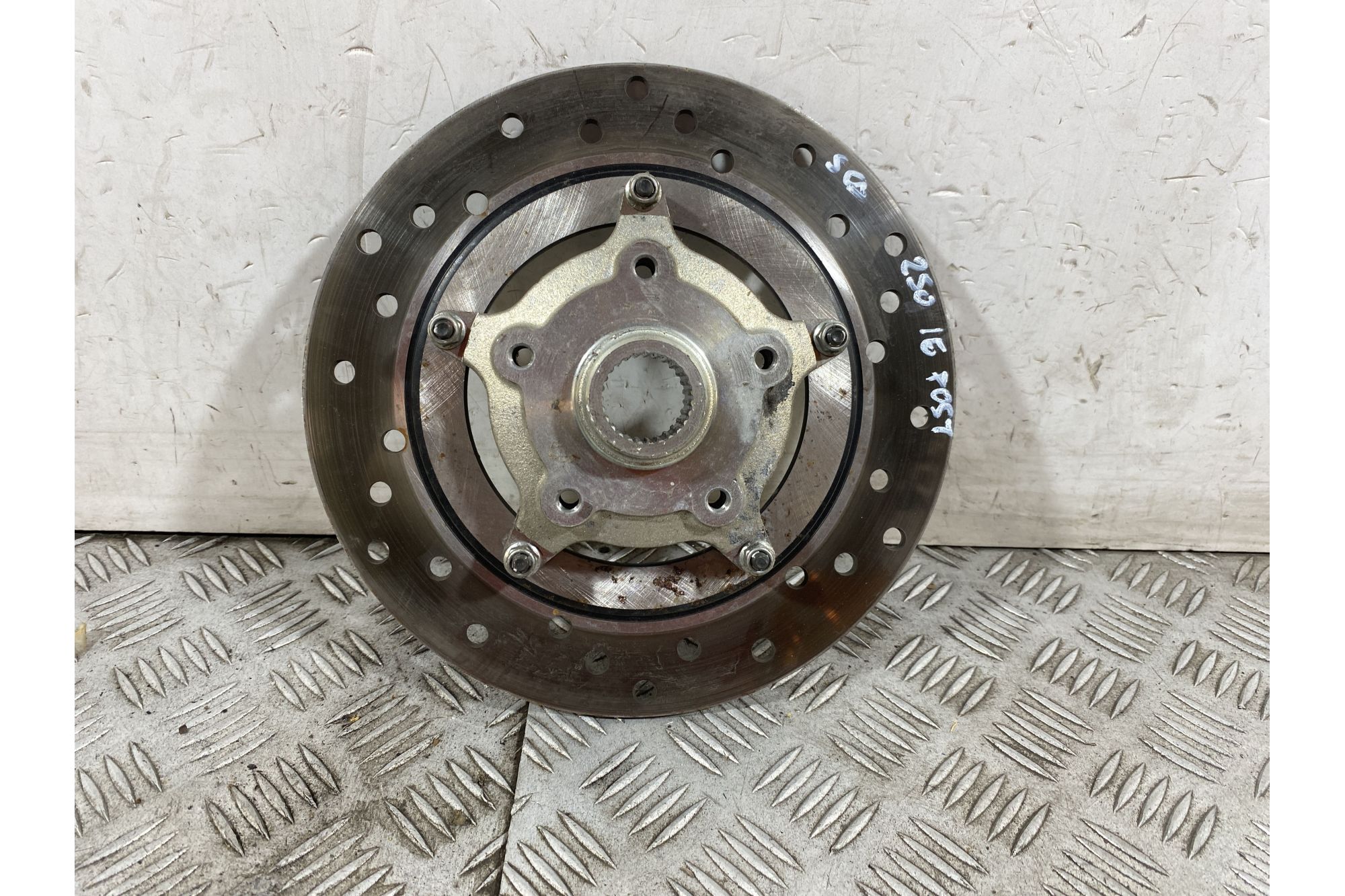 Mozzo Disco Freno Posteriore Aprilia Scarabeo 250 dal 2006 al 2012  1752072923204
