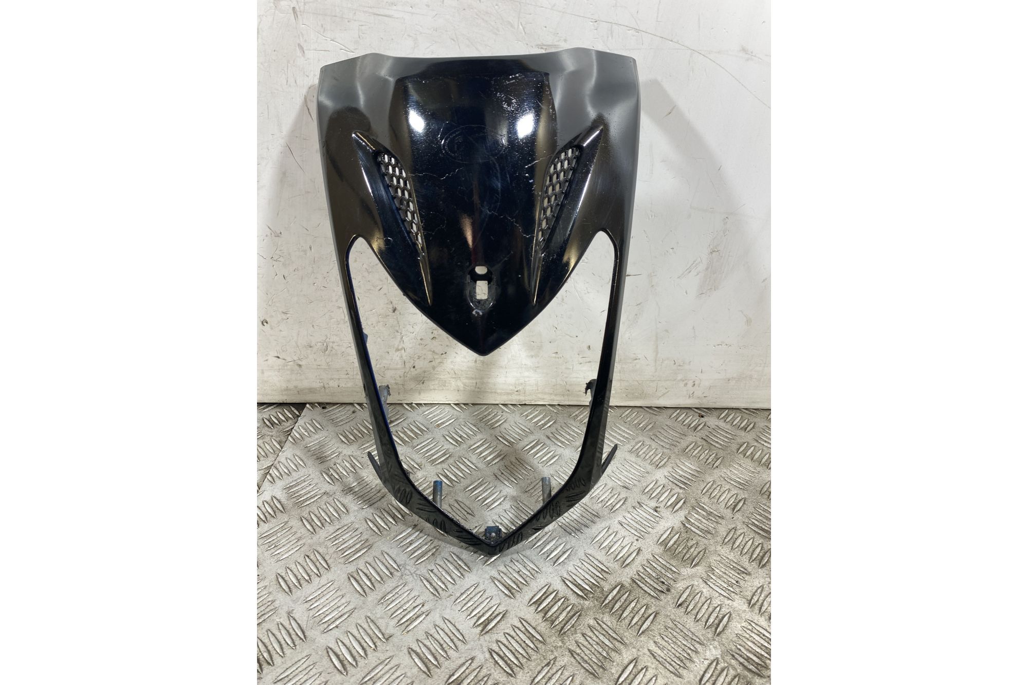 Carena Scudetto Portafaro Anteriore Kymco Agility R16 200 dal 2008 Al 2017  1752152318944