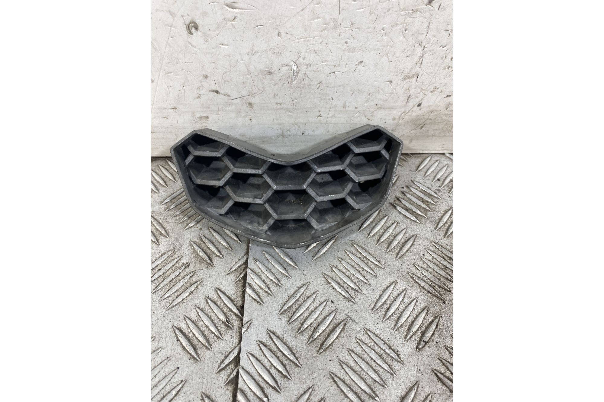 Carena Griglia Anteriore Piaggio MP3 300 HPE Sport Dal 2019 Al 2025  1752154748398