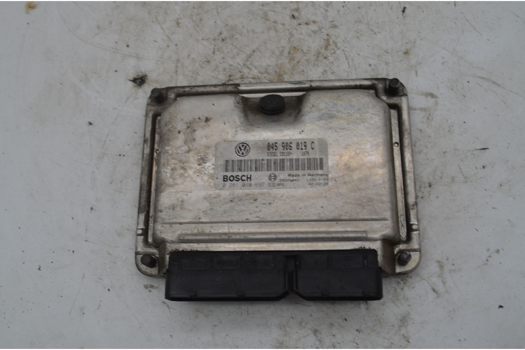 Centralina ECU Volkswagen Polo 9N Dal 2001 al 2009 Cod 0281010697  1752217588824