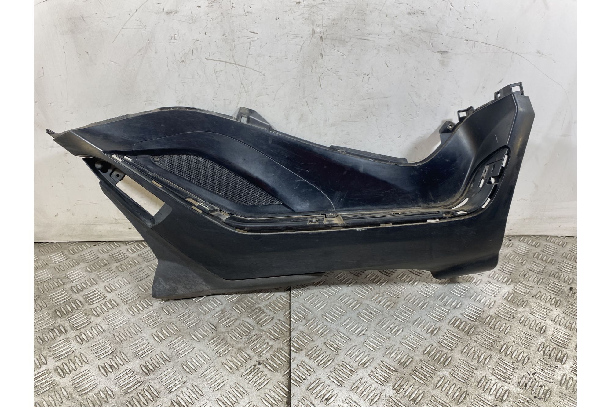 Carena Pedana Poggiapiedi Destra Dx Piaggio MP3 300 HPE Sport Dal 2019 Al 2025  1752230808954