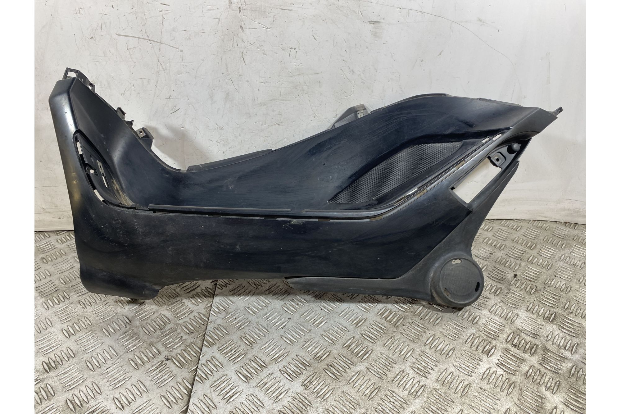 Carena Pedana Poggiapiedi Sinistra Sx Piaggio MP3 300 HPE Sport Dal 2019 Al 2025  1752231164554