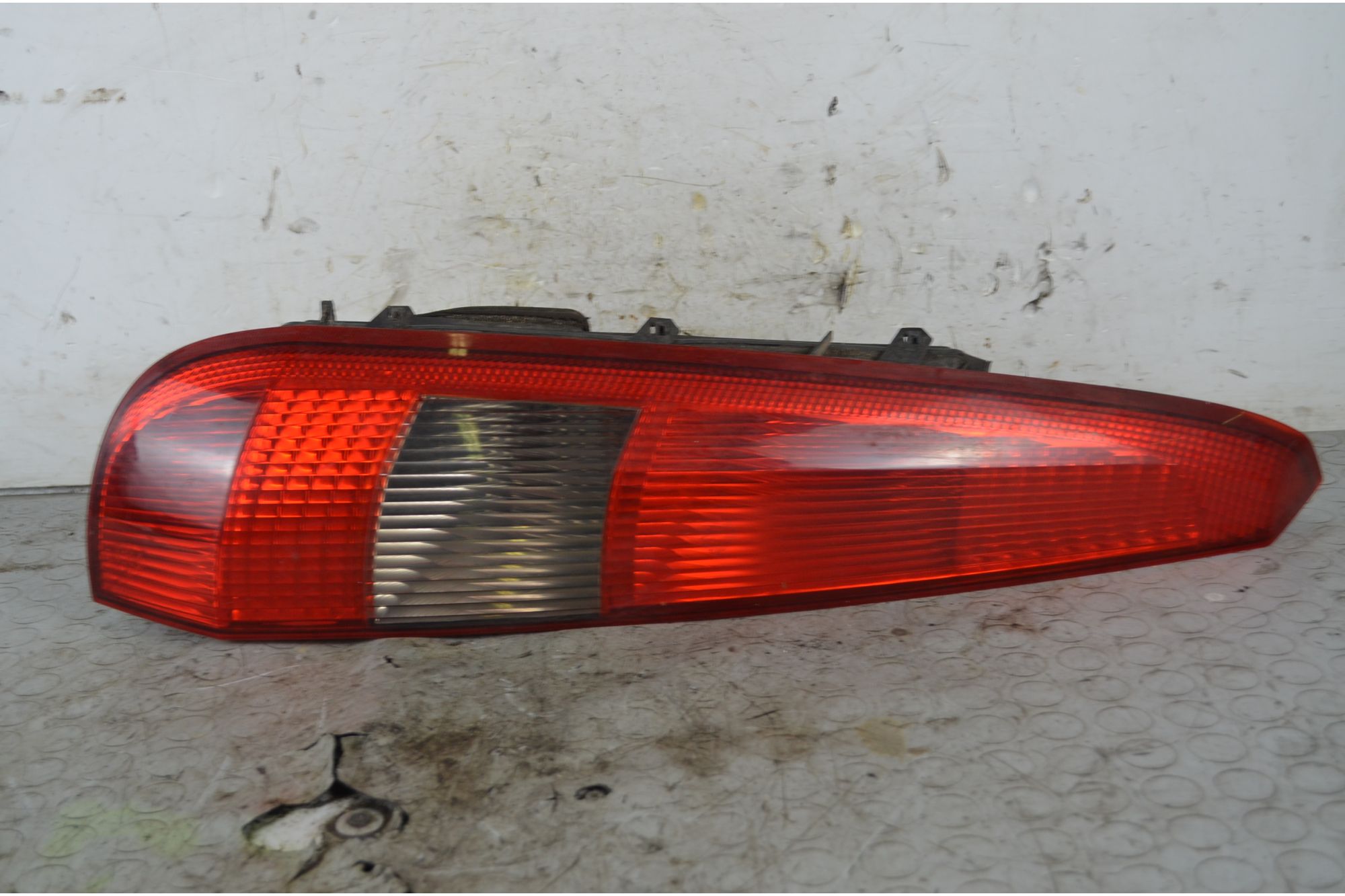 Fanale Stop Posteriore SX Ford Fiesta V Dal 2002 al 2008 Cod 1324578  1752479577604