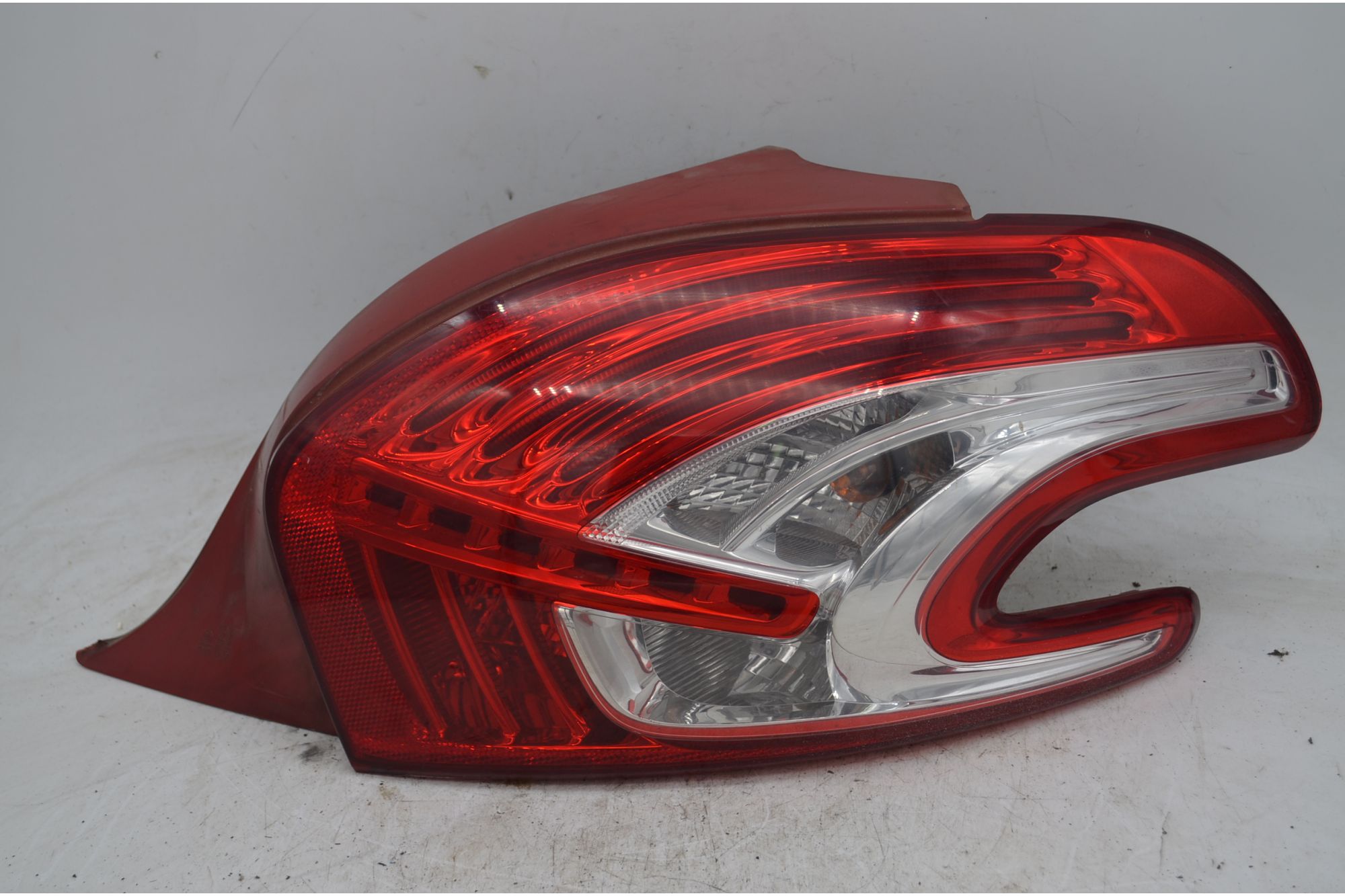 Fanale Stop Posteriore DX Peugeot 208 Dal 2012 al 2015 Cod 9672628380  1752482044377