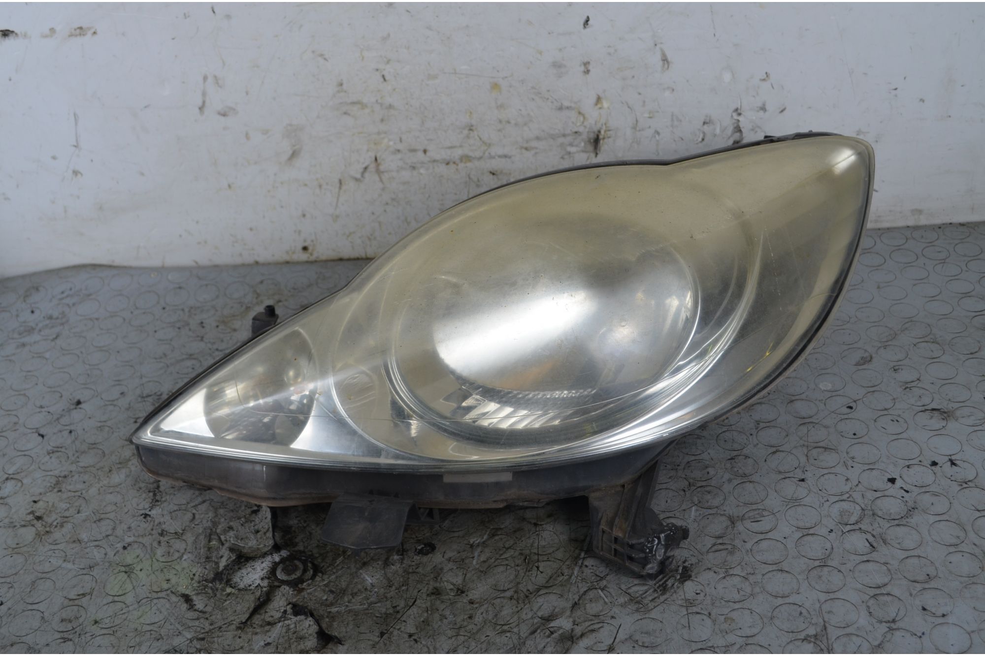 Faro Anteriore SX Peugeot 107 Dal 2005 al 2014 Cod 620874  1752568907398