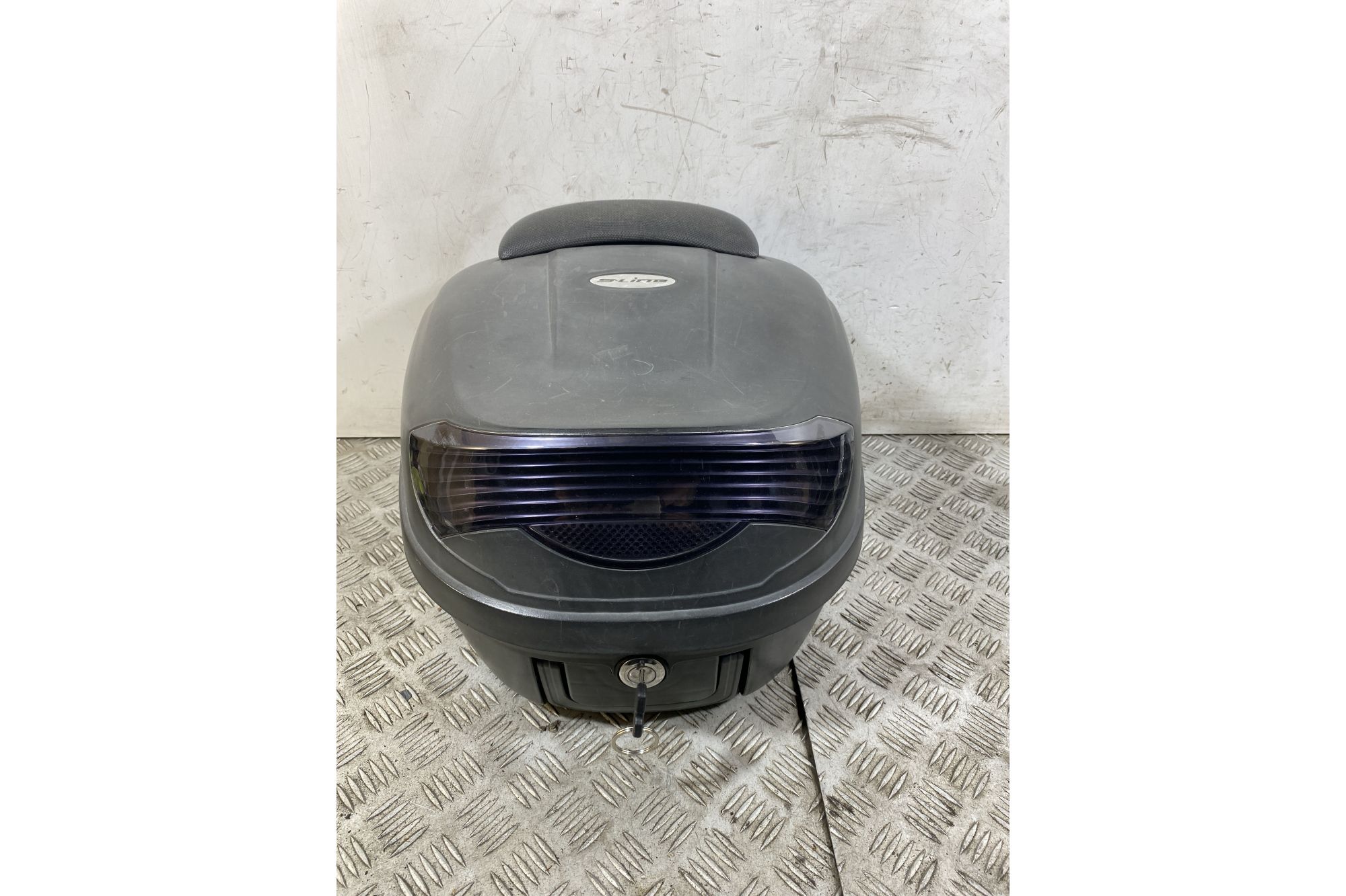 Bauletto 39 Lt Con Piastra E schienalino S-Line  1752572399462