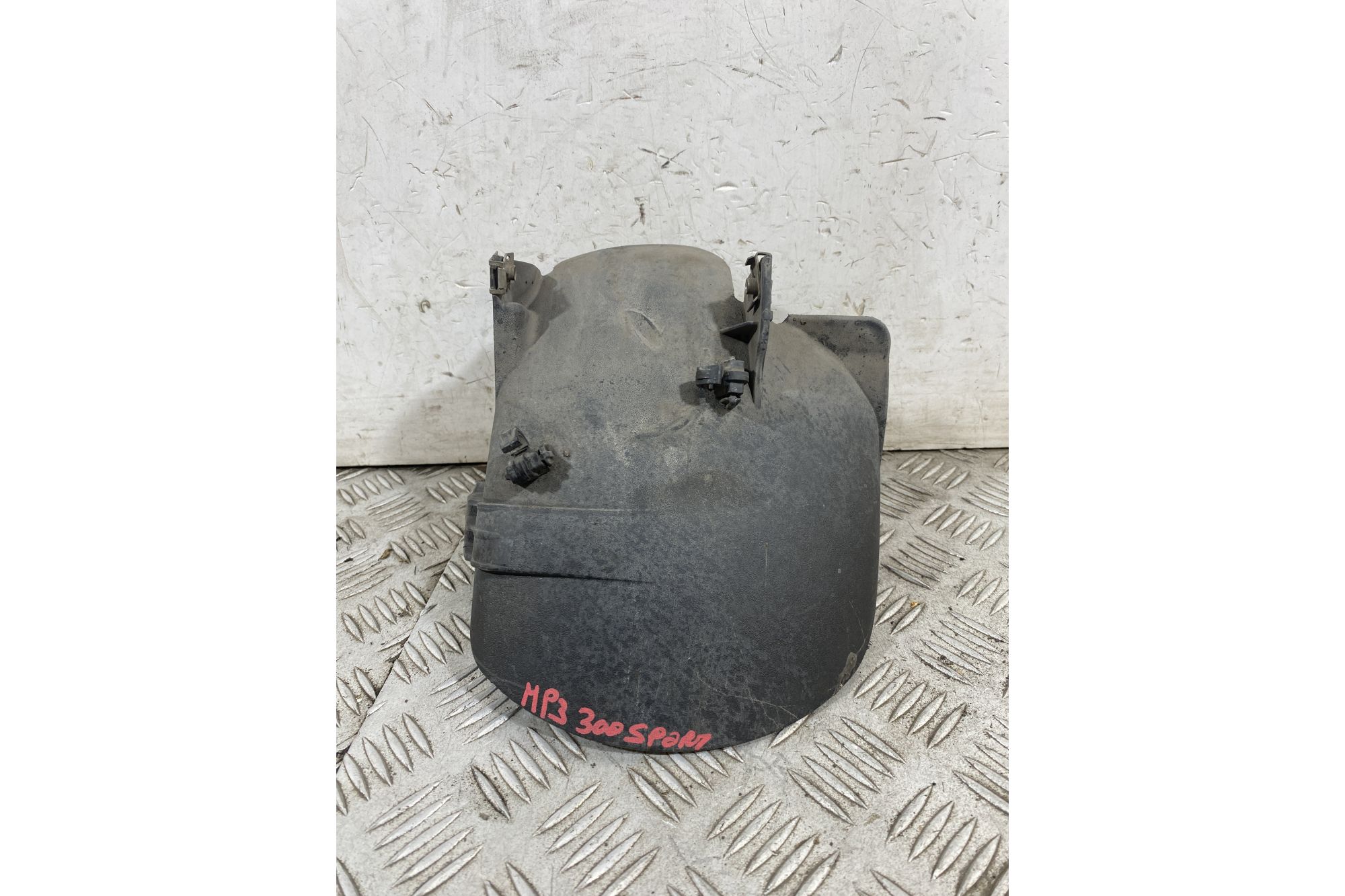 Carena Parafango Posteriore Piaggio MP3 300 HPE Sport Dal 2019 Al 2025  1752576381456