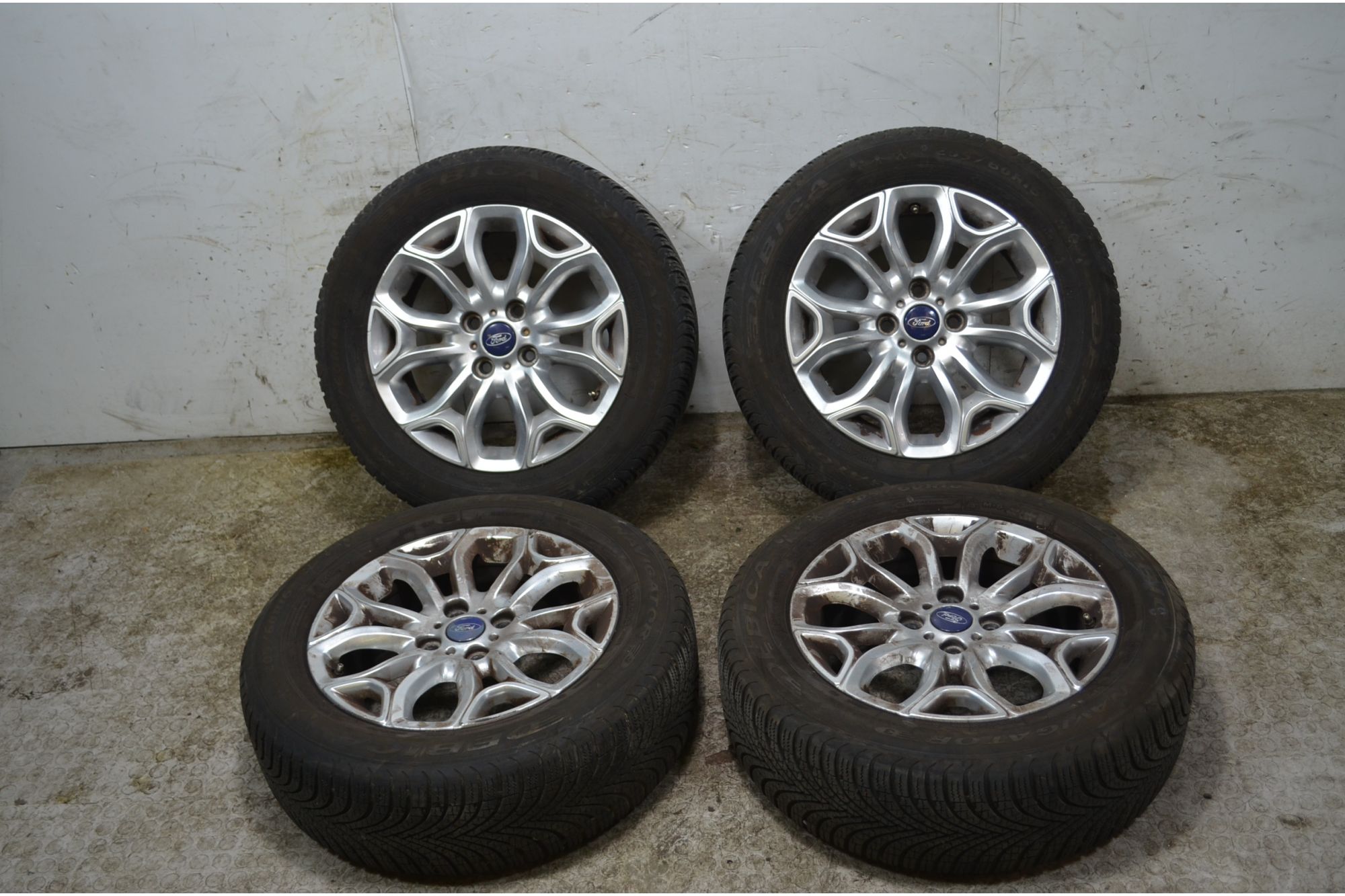 Treno Completo Gomme e Cerchi Ford Ecosport Dal 2014 al 2018  1752655776609