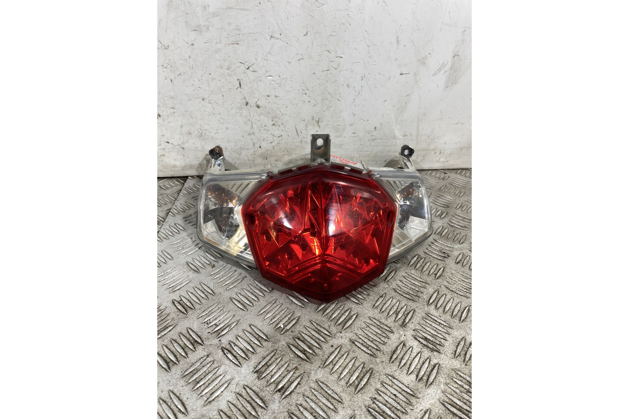 Fanale Stop Posteriore Sym Symphony ST 125 / 200 dal 2015 al 2017  1752661072030