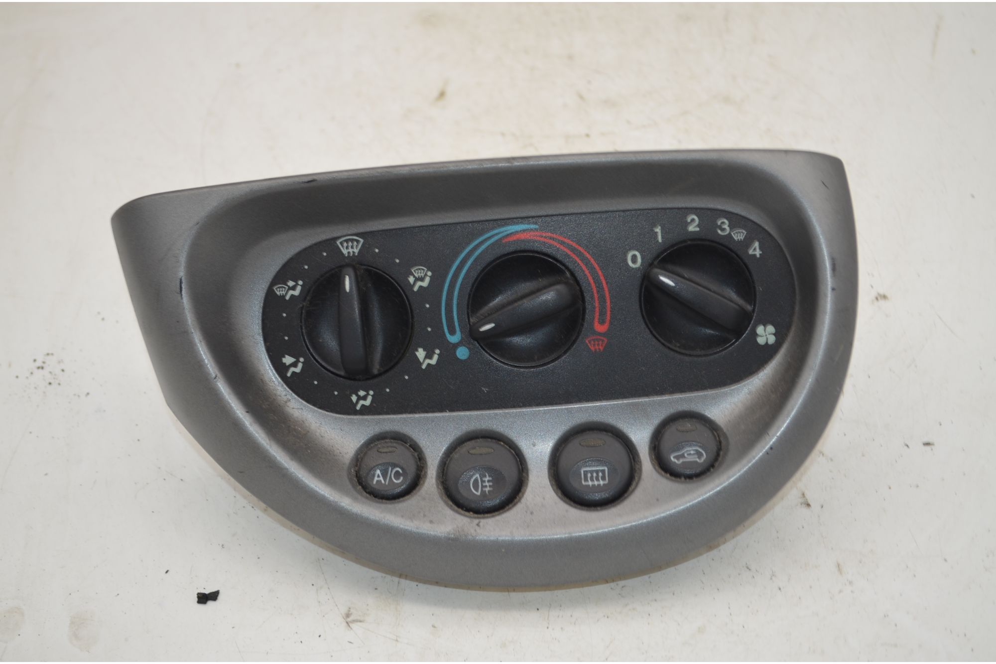 Controllo Comando Clima Ford Ka Dal 1996 al 2008 Cod 97KP19A522BK  1752744197575