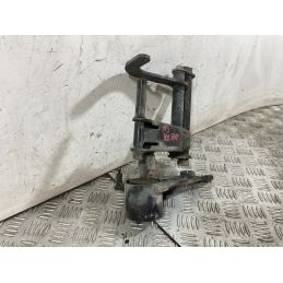Staffa Supporto motore Piaggio MP3 300 HPE Sport Dal 2019 Al 2025  1752822361324