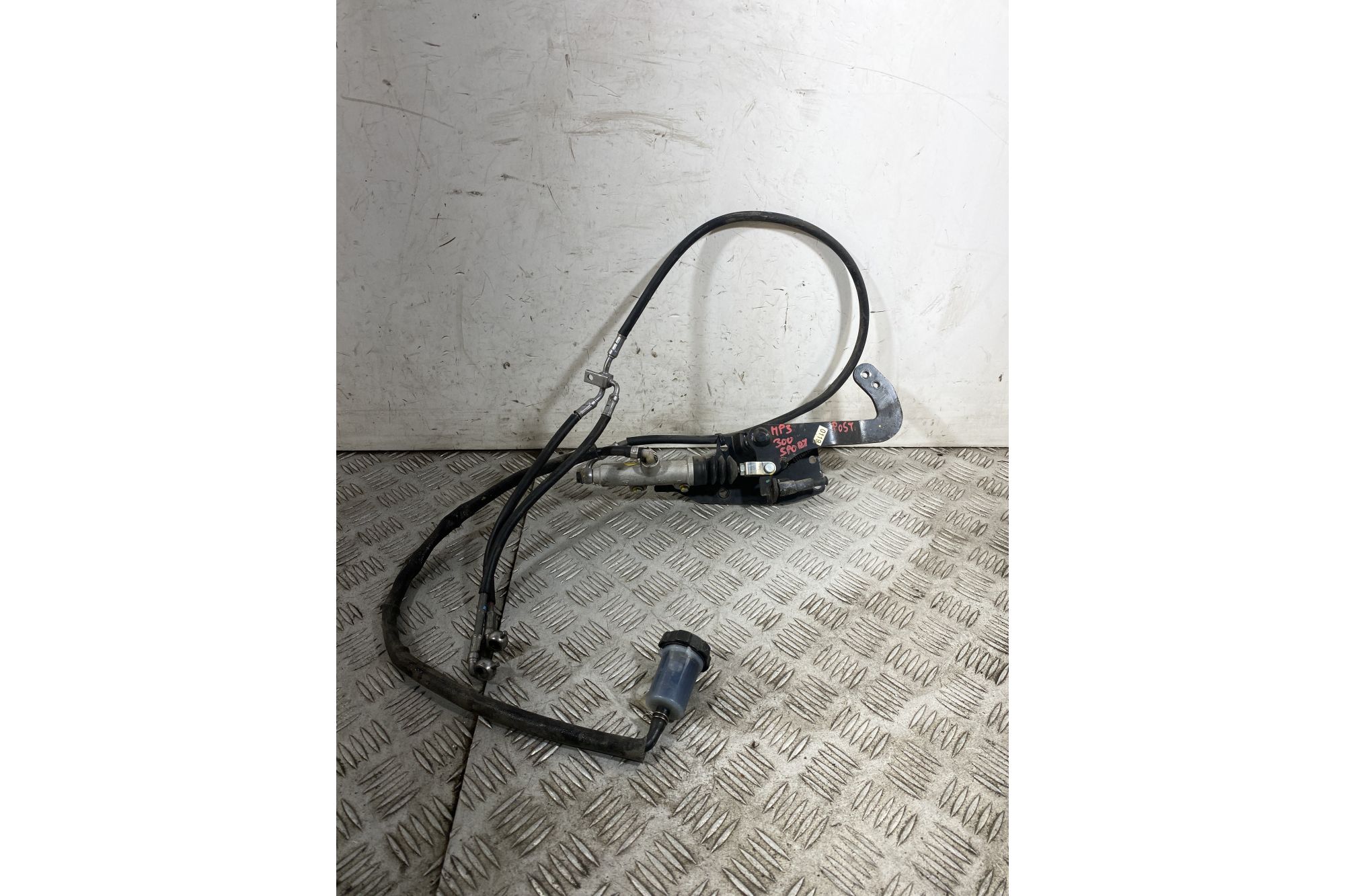 Pompa Freno Posteriore Piaggio MP3 300 HPE Sport Dal 2019 Al 2025  1752828938698