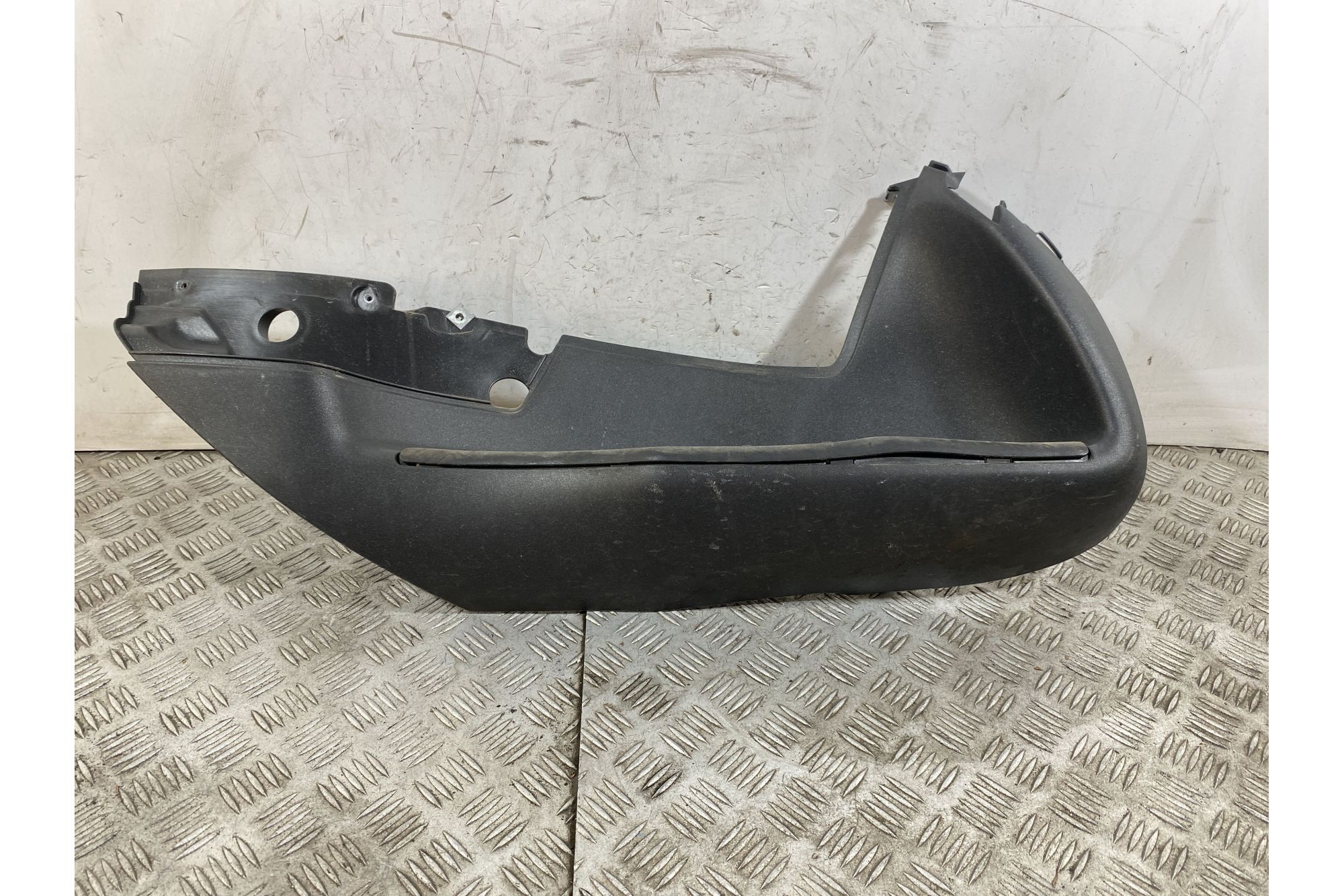 Carena Pedana Poggiapiedi Destra Dx Aprilia Scarabeo 250 dal 2006 al 2012  1752846437562