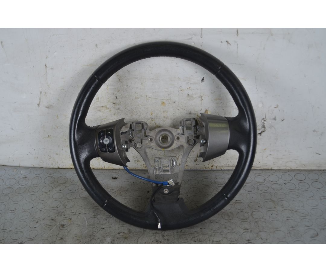 Volante Toyota Yaris Dal 2005 al 2012 Cod 451000D130B0 1753106884904 Volante Toyota Yaris Dal 2005 al 2012 Cod 451000D130B0 1753106884904