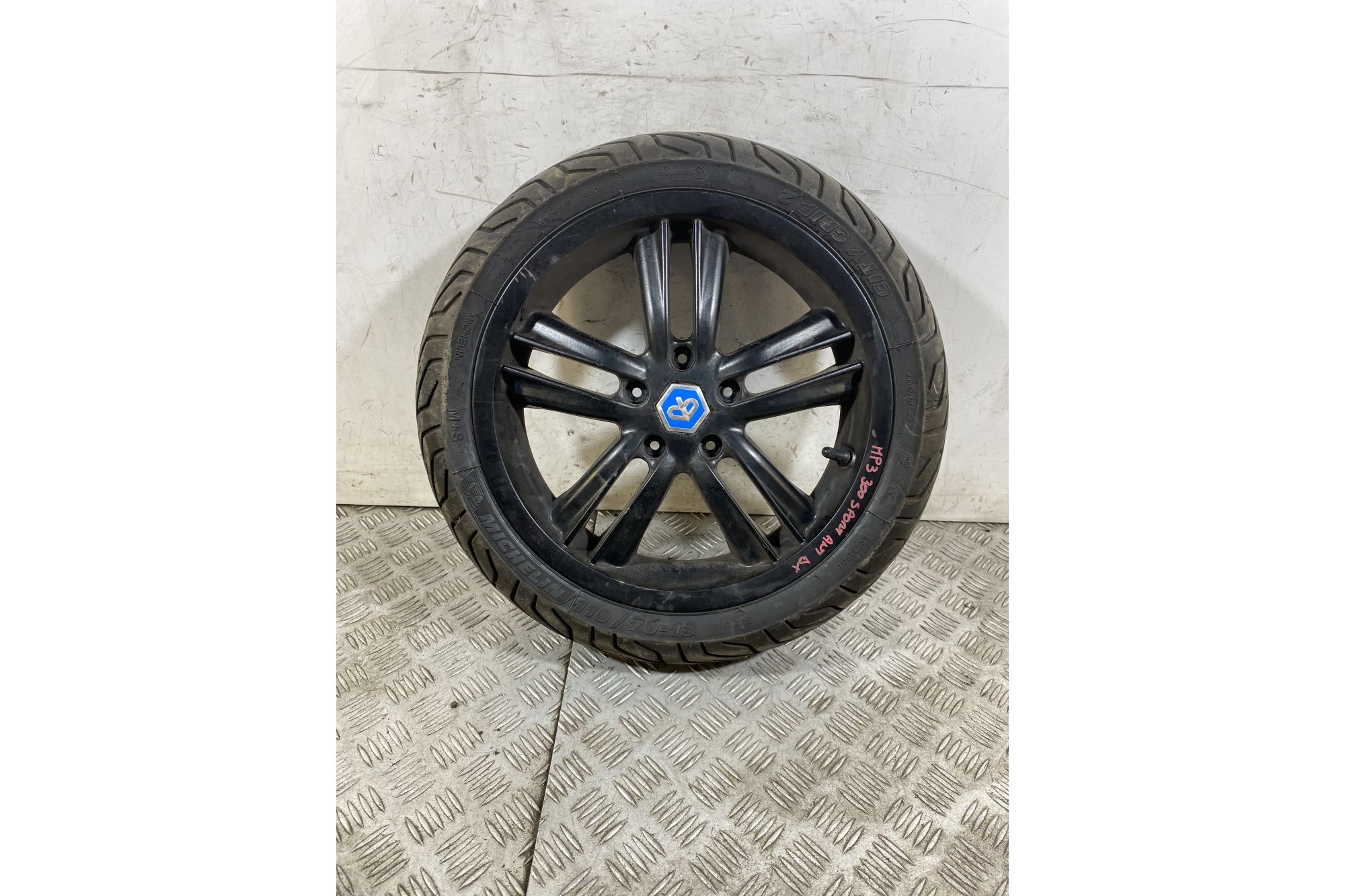 Cerchio Anteriore Destro DX Piaggio MP3 300 HPE Sport Dal 2019 Al 2025  1753108804788