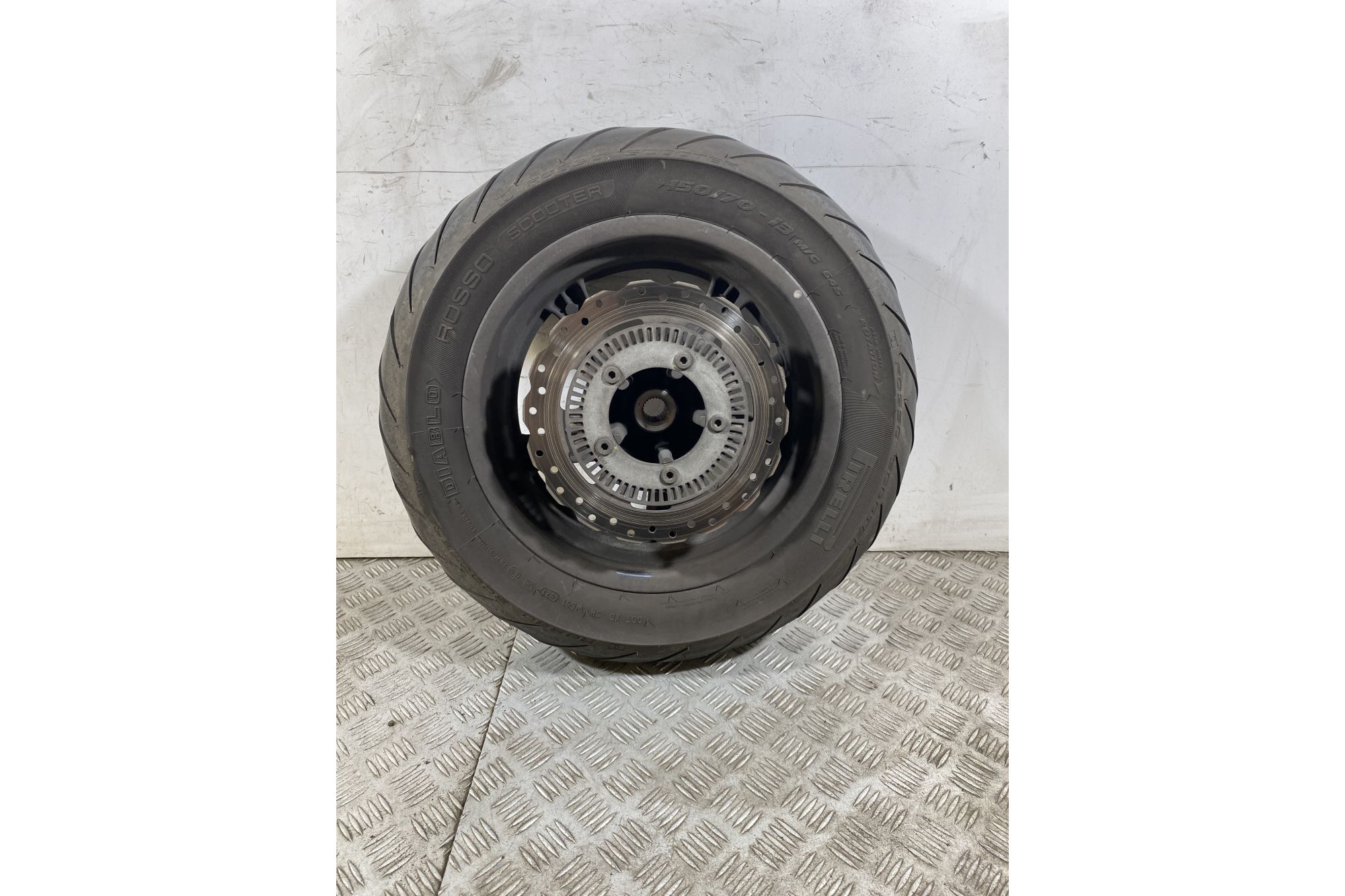 Cerchio Posteriore Kymco Downtown 300 IE Dal 2009 al 2017  1753109758431