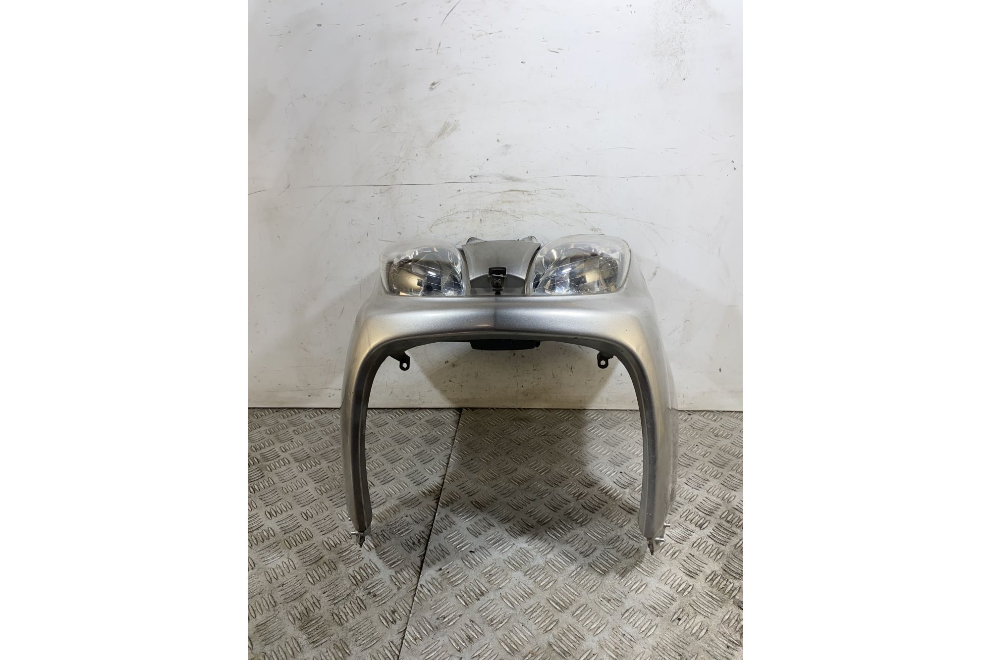 Carena Scudo Anteriore Con Fari Yamaha Xmax X-Max 250 Dal 2005 al 2009  1753178637620