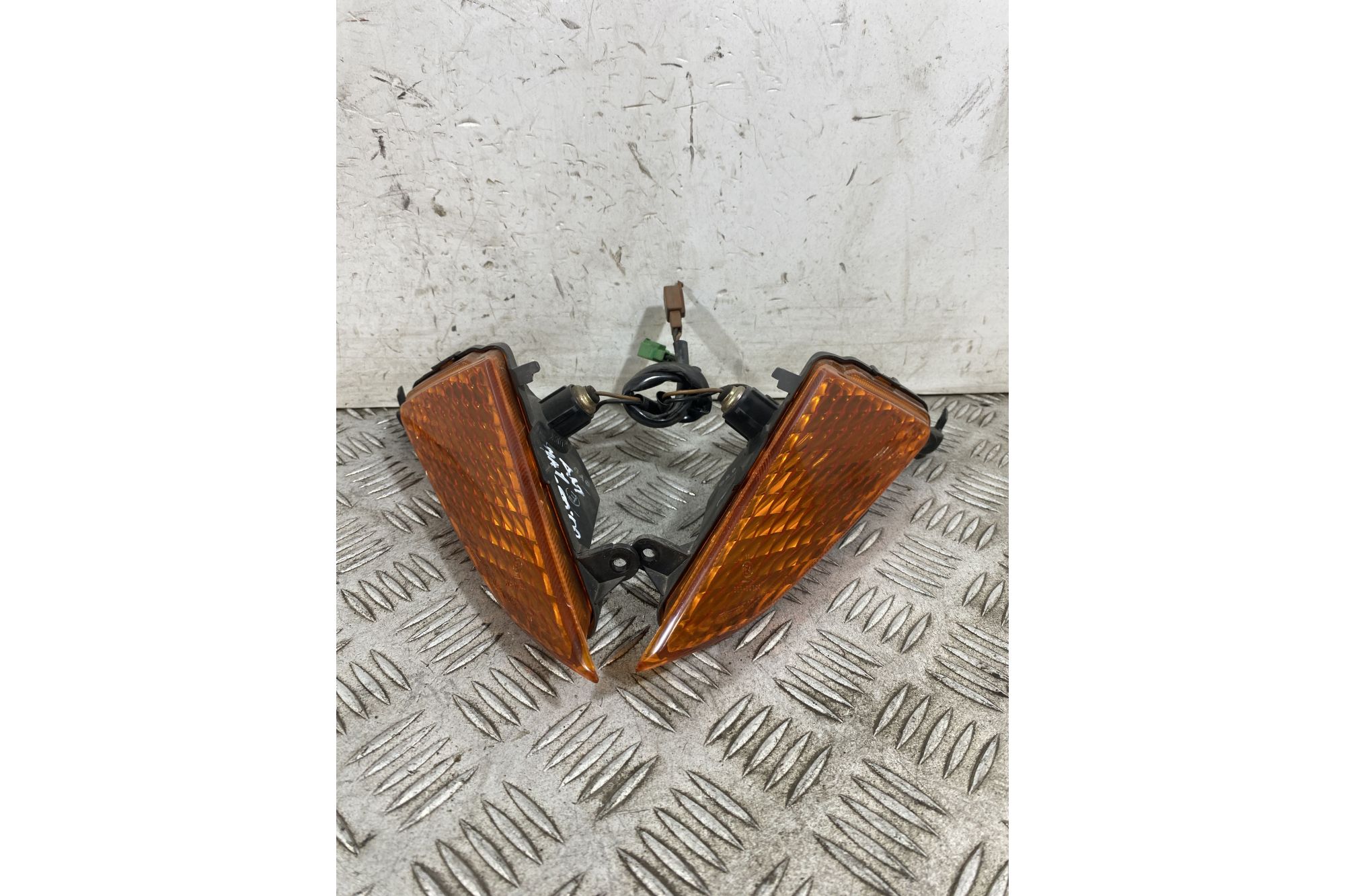Coppia Frecce Anteriori Yamaha Majesty 250 dal 1999 al 2006  1753187811394