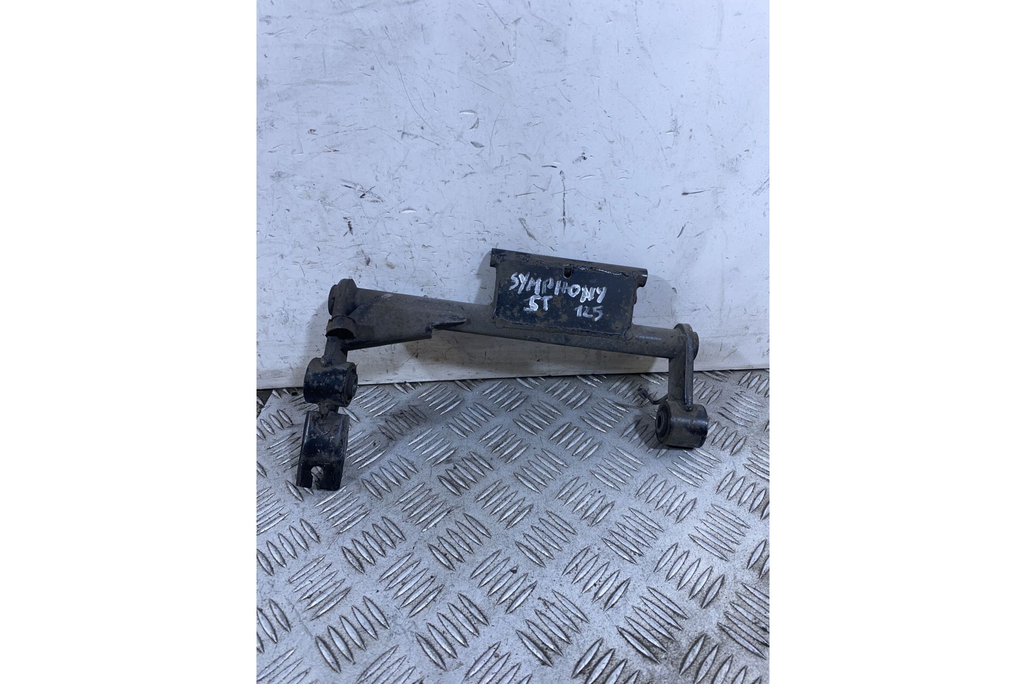 Staffa Supporto motore Sym Symphony ST 125 / 200 dal 2015 al 2017  1753194166982
