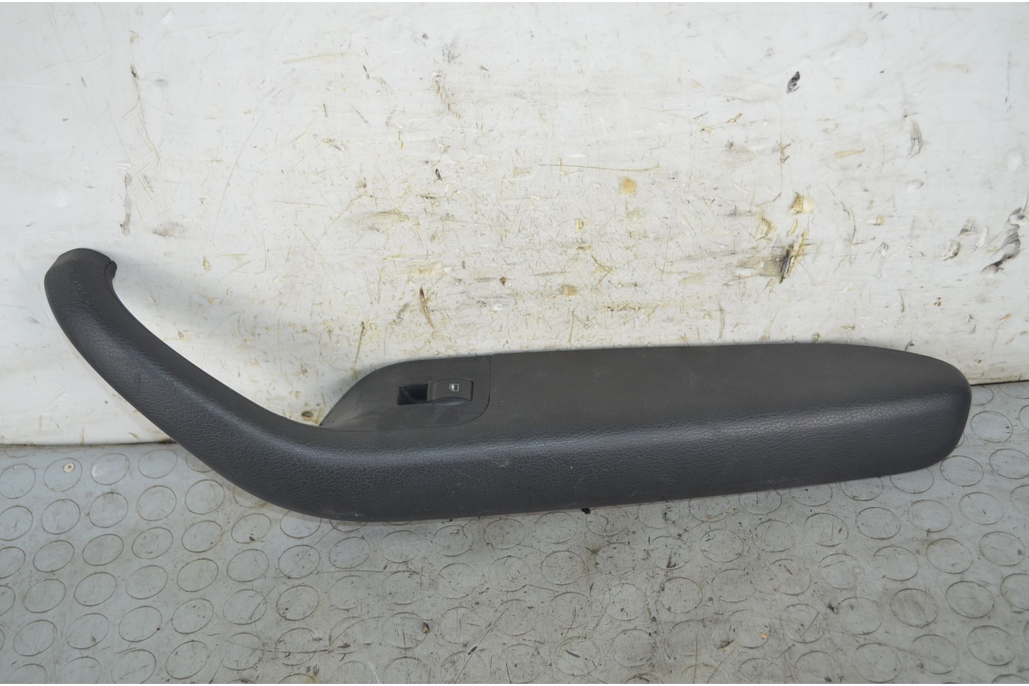 Pulsantiera Alzacristalli Anteriore DX Audi A4 Dal 2000 al 2004 Cod 118421200100  1753277910297