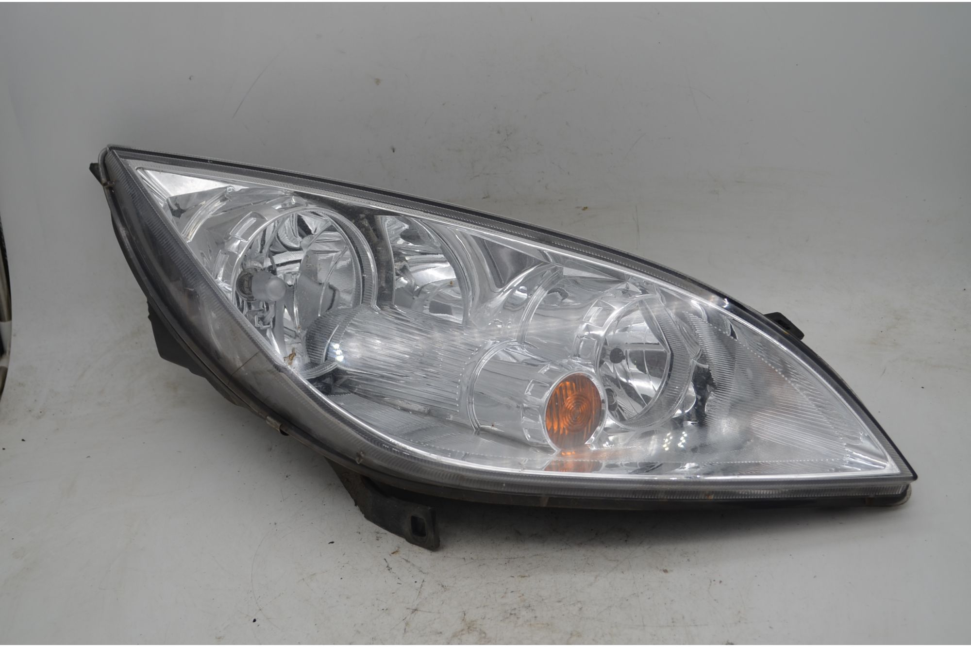 Faro Anteriore DX Mitsubishi Colt Dal 2004 al 2012 Cod MN186256  1753451264109